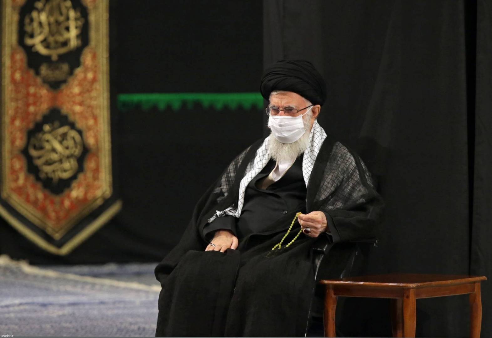 قائد الثورة الاسلامية الايرانية 
