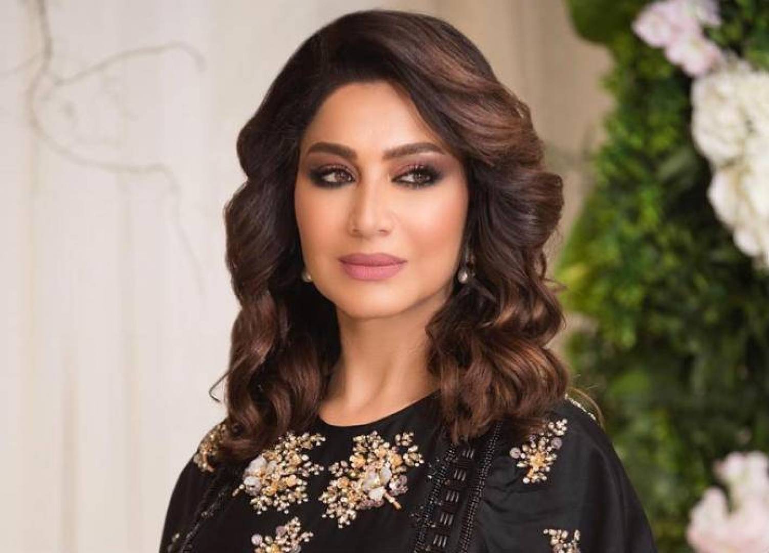 بسمة وهبة تخضع لعملية جراحية وتثير قلق محبيها 