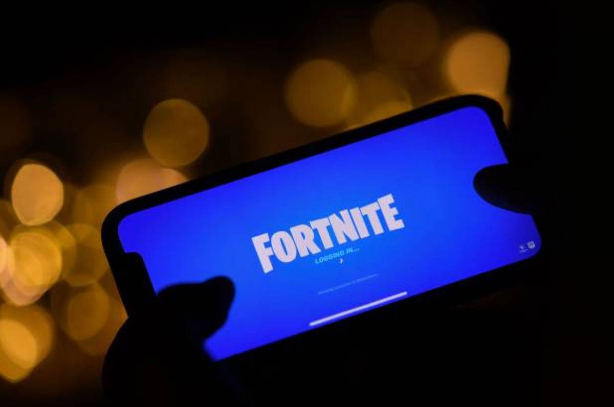 شركة آبل تحذف حساب مطور لعبة Fortnite من متجر App Store الخاص بها