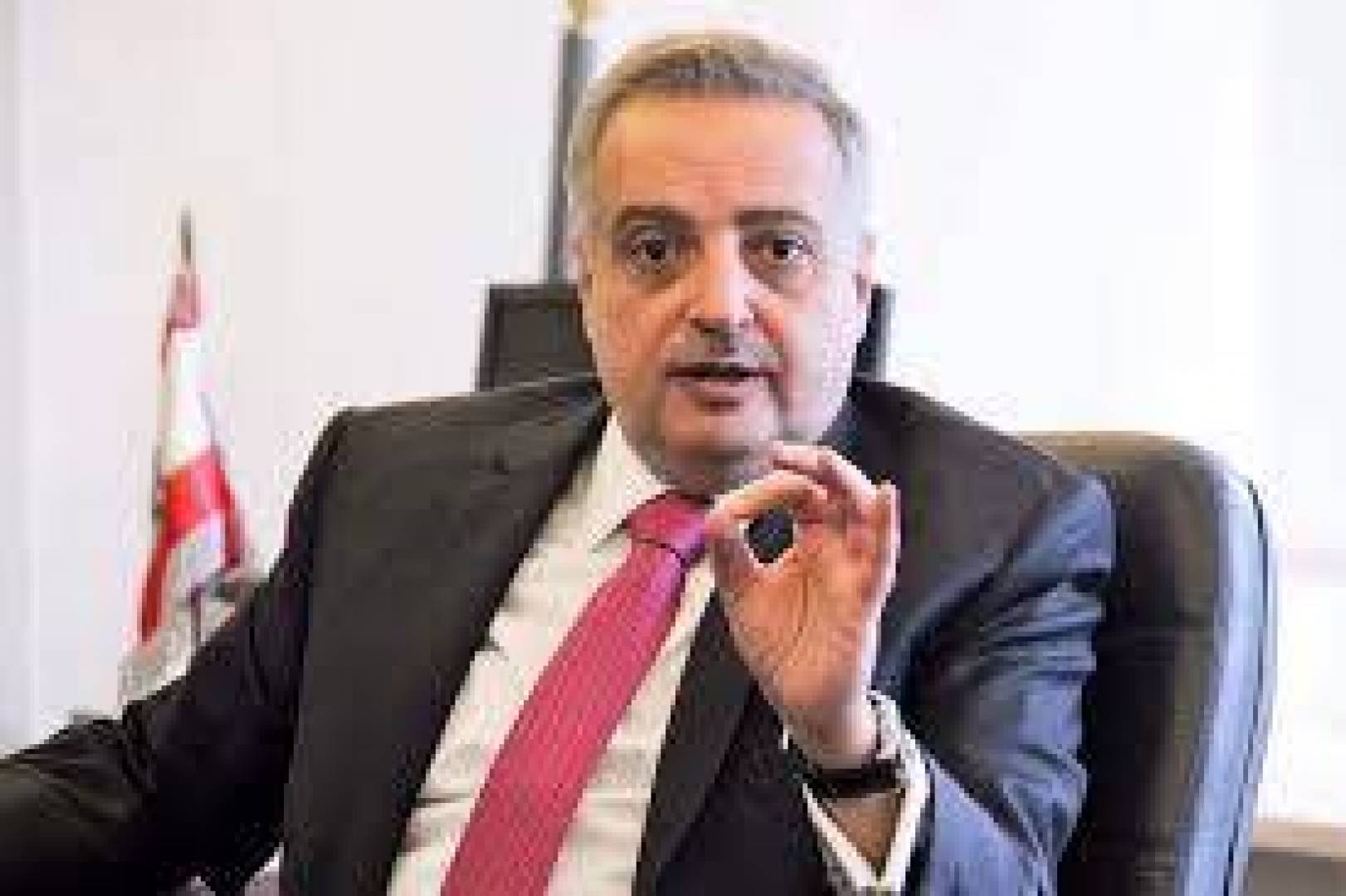 رئيس الحزب الديمقراطي