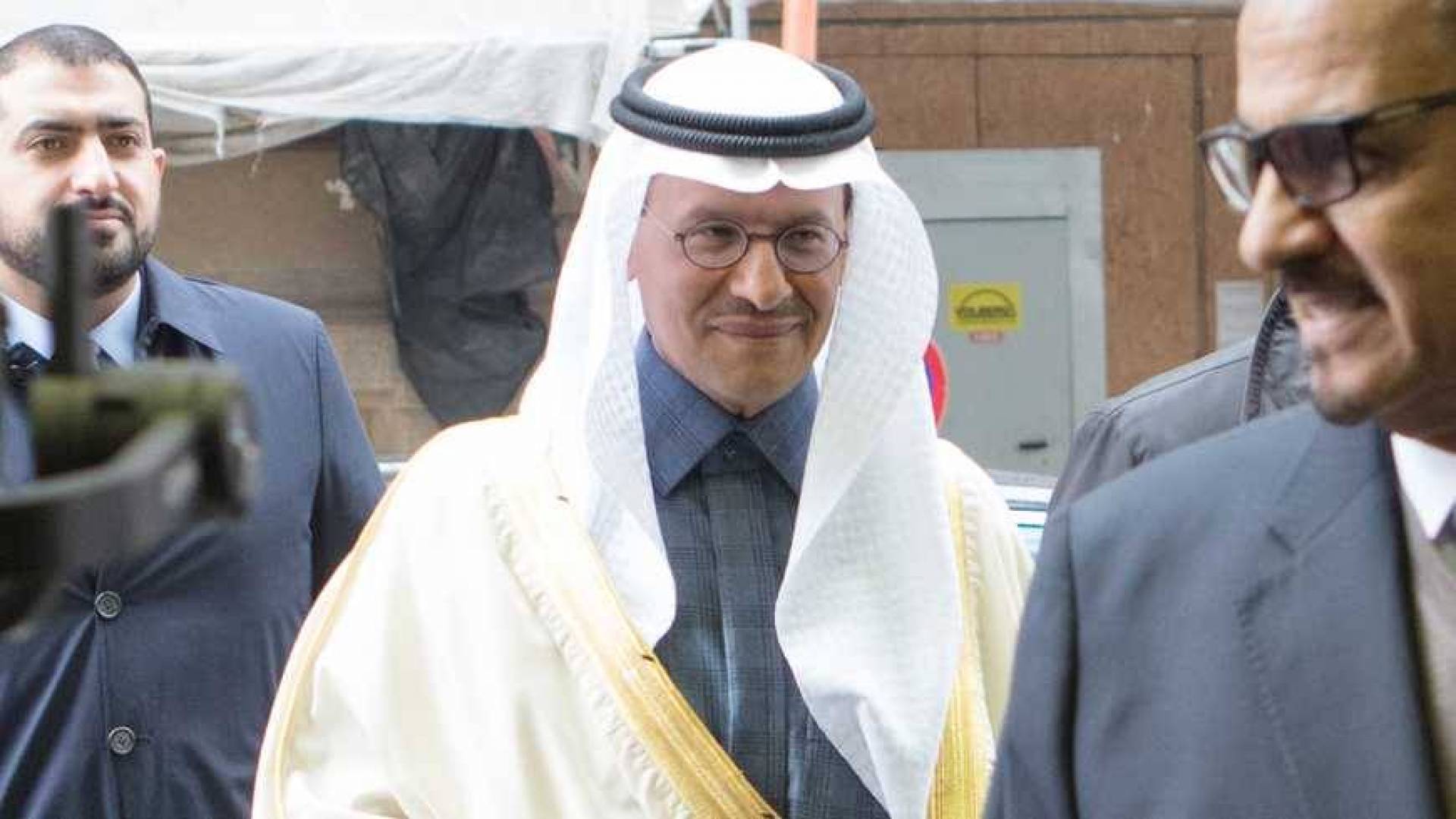 أوبك+ تضغط على العراق والإمارات 