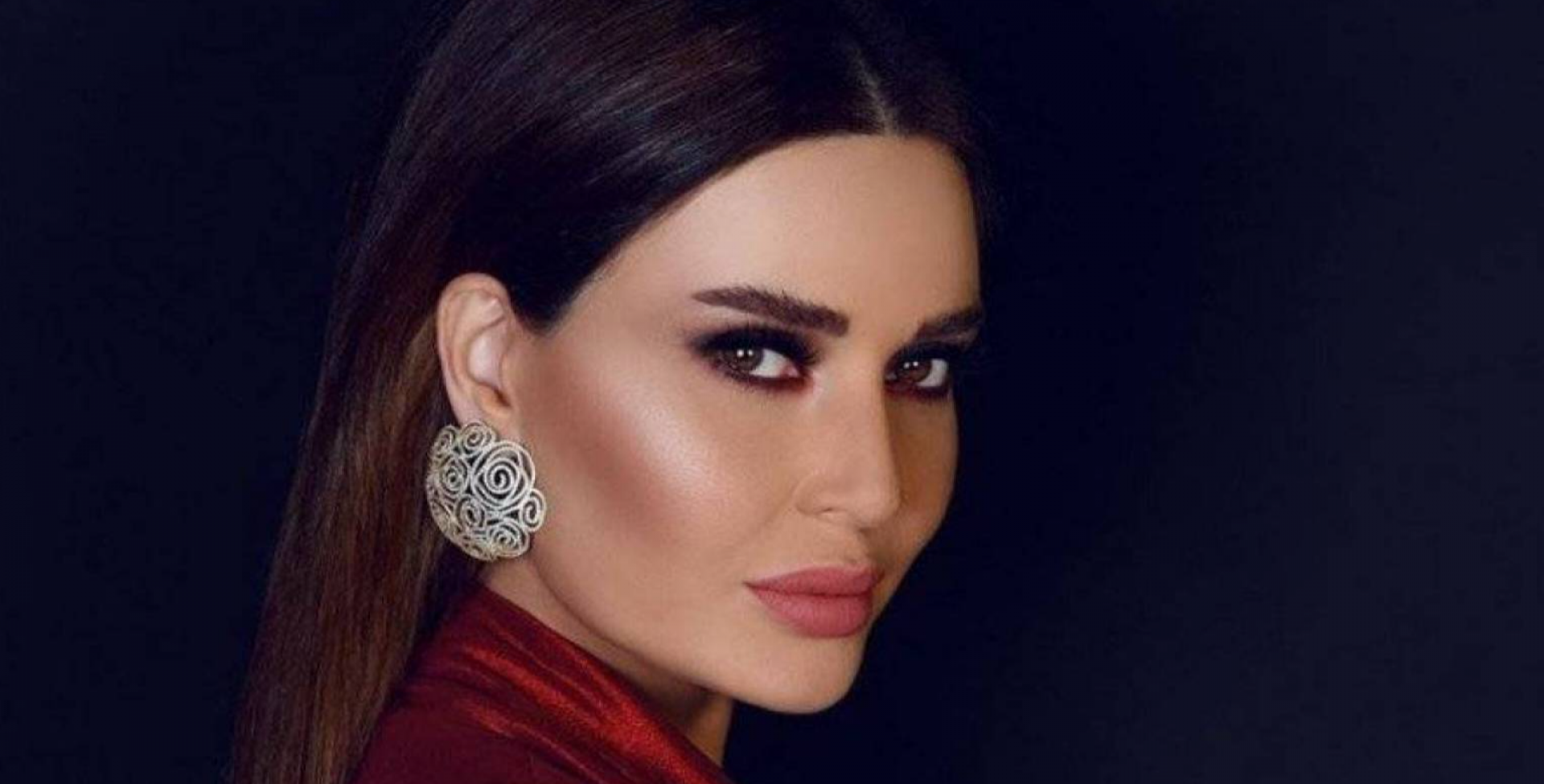 الفنانة سيرين عبد النور