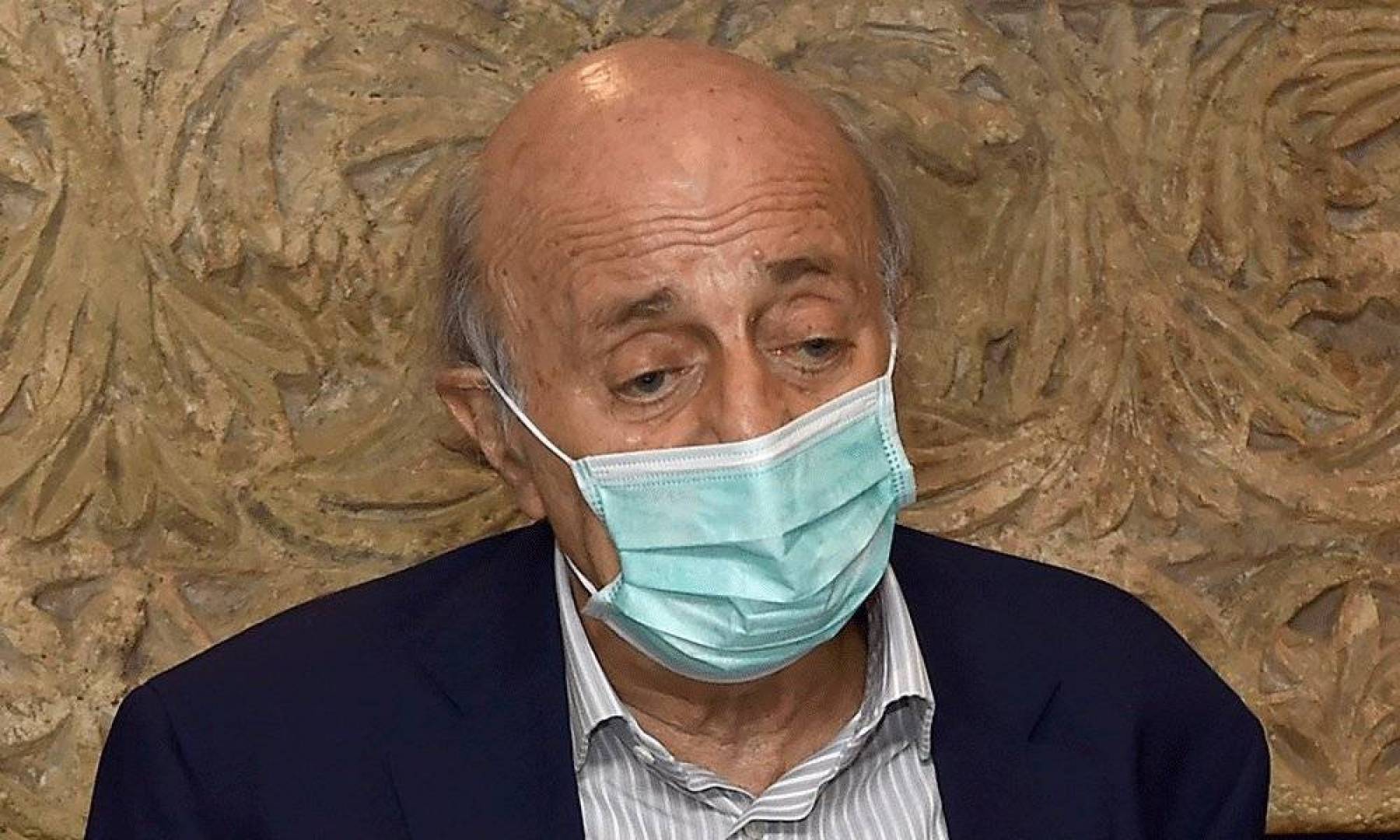 وليد جنبلاط:  على اللاعبين الكبار عدم إغفال الوضع الاقتصادي المنهار في لبنان