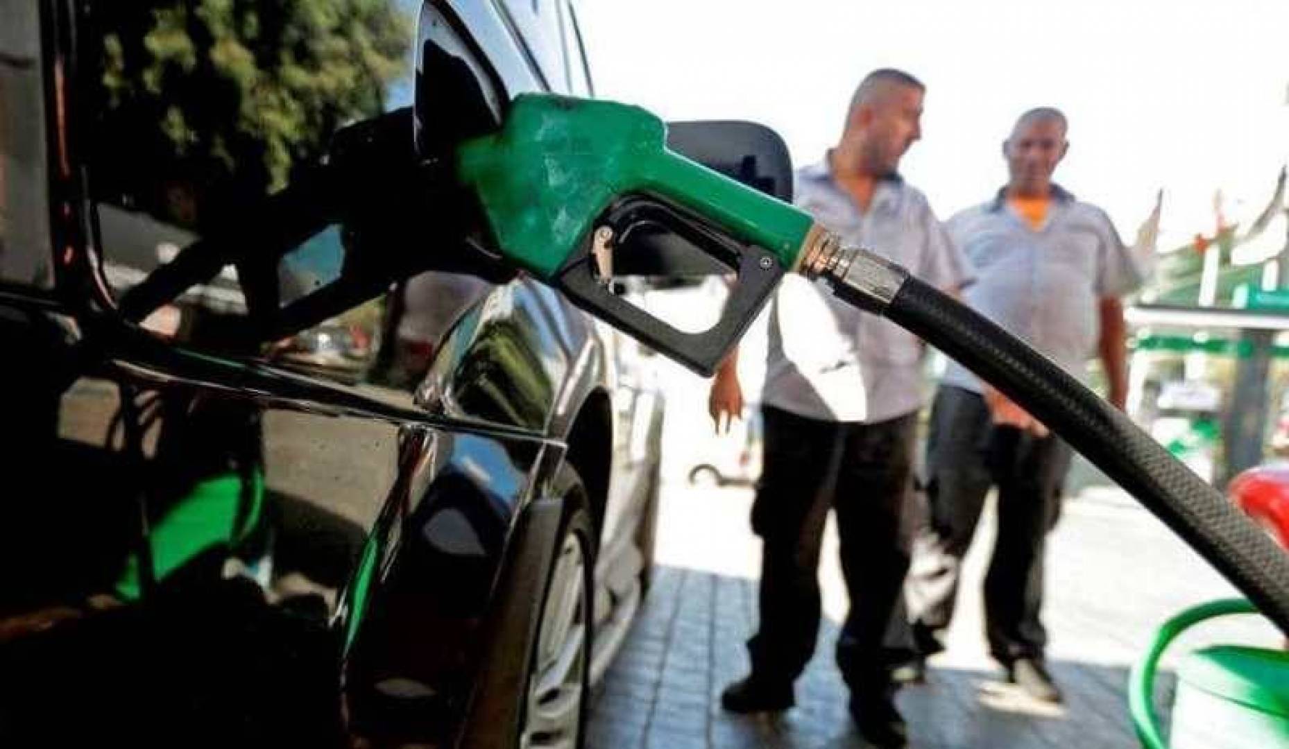 اجتماع حكومي للعمل على وقف تهريب المحروقات من لبنان