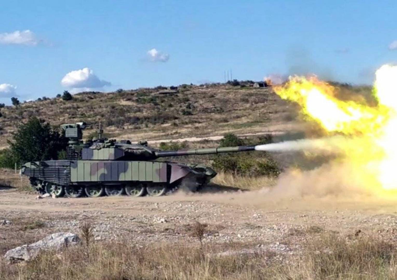 الدبابة M-84 AS1 المحدثة 