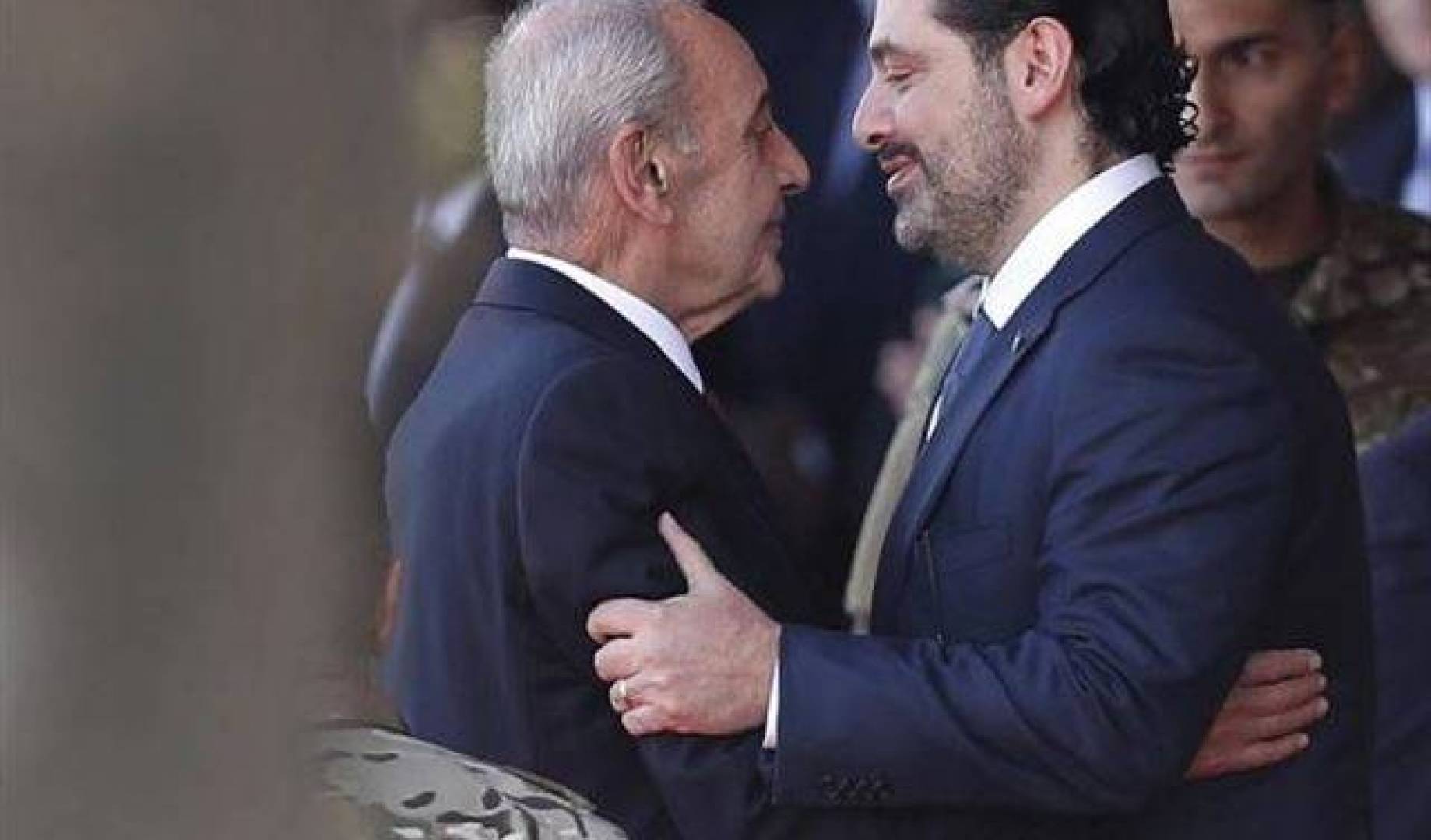 نبيه بري للحريري: نحن ايجابيون ازاء المبادرة الفرنسية كما كنا ولا نزال