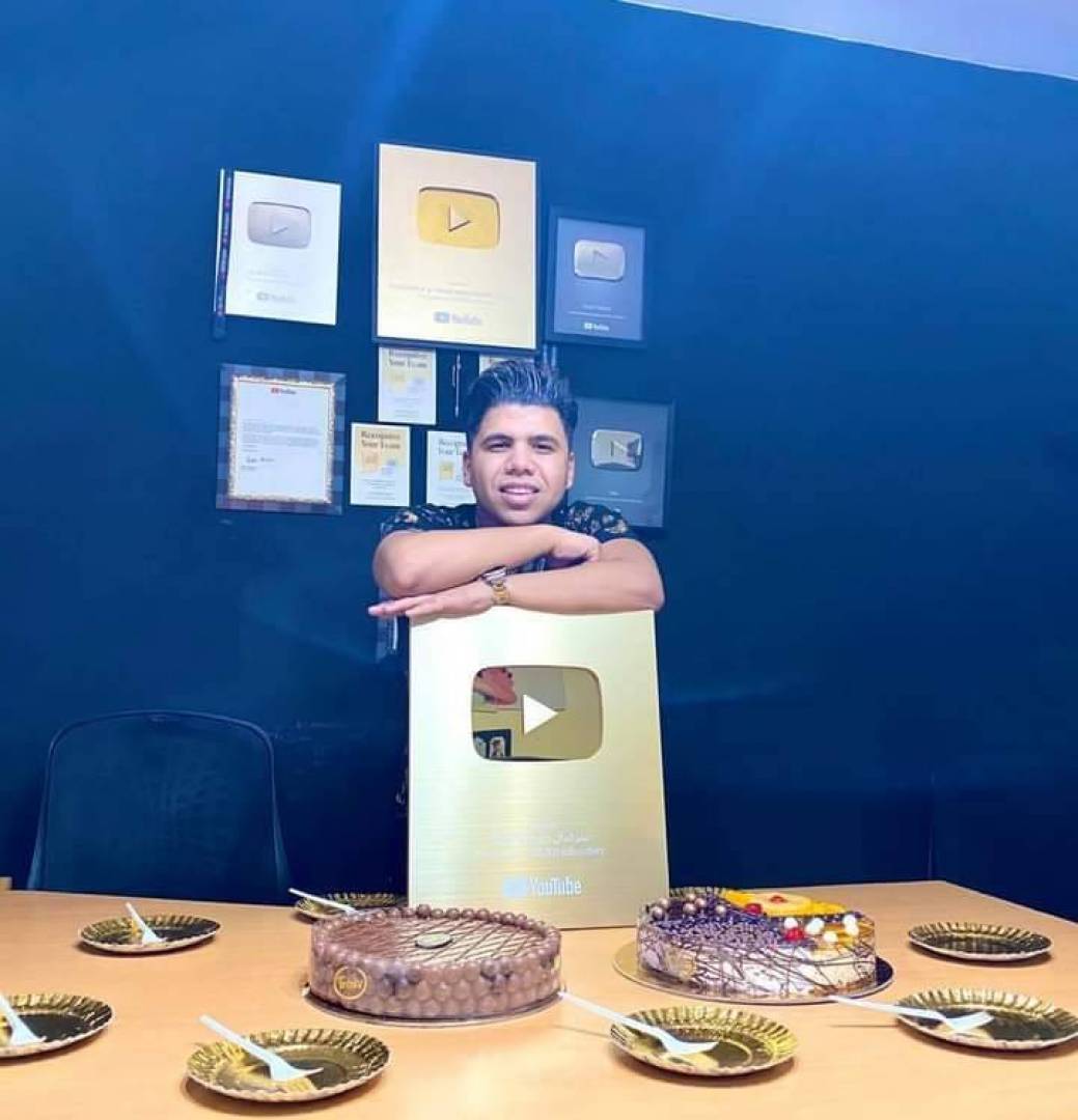 بعد أن حصل على الدرع الذهبي من يوتيوب .. عمر كمال يشكر جمهوره