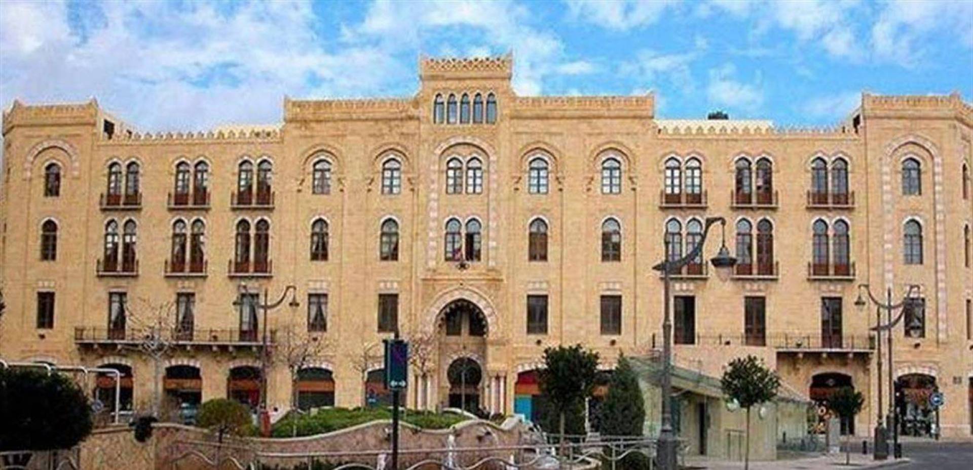 بيت الوسط: ننتظر أجوبة علنية من الكتل النيابية لتحديد مرحلة الخطوات المقبلة