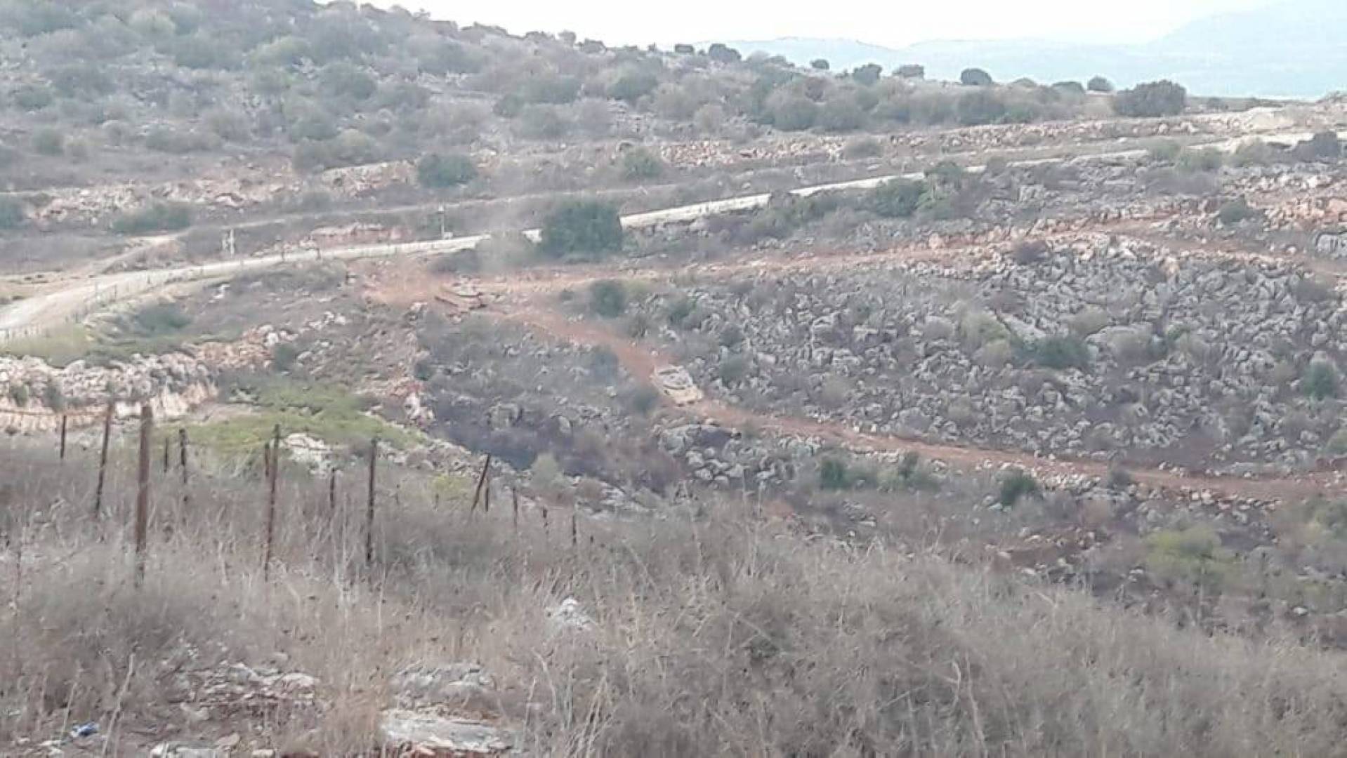 دبابتان 
