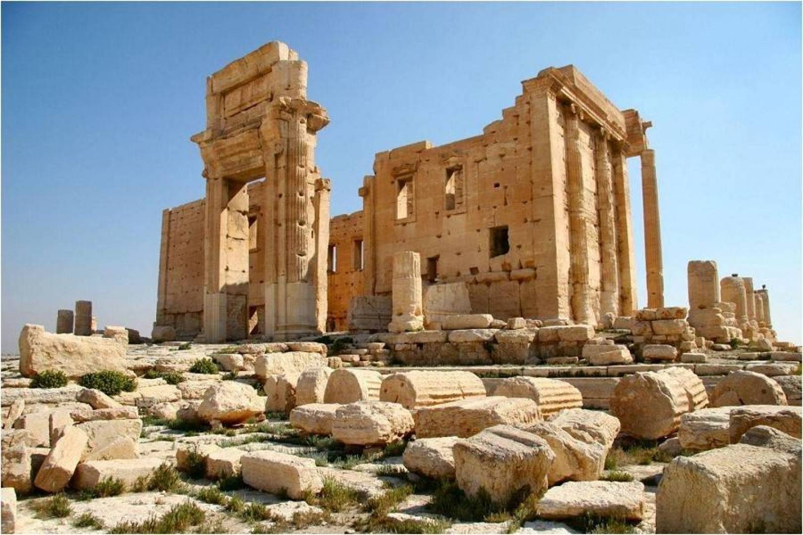 آثار سوريا تنهب بيد أتباع تركيا شمال البلاد