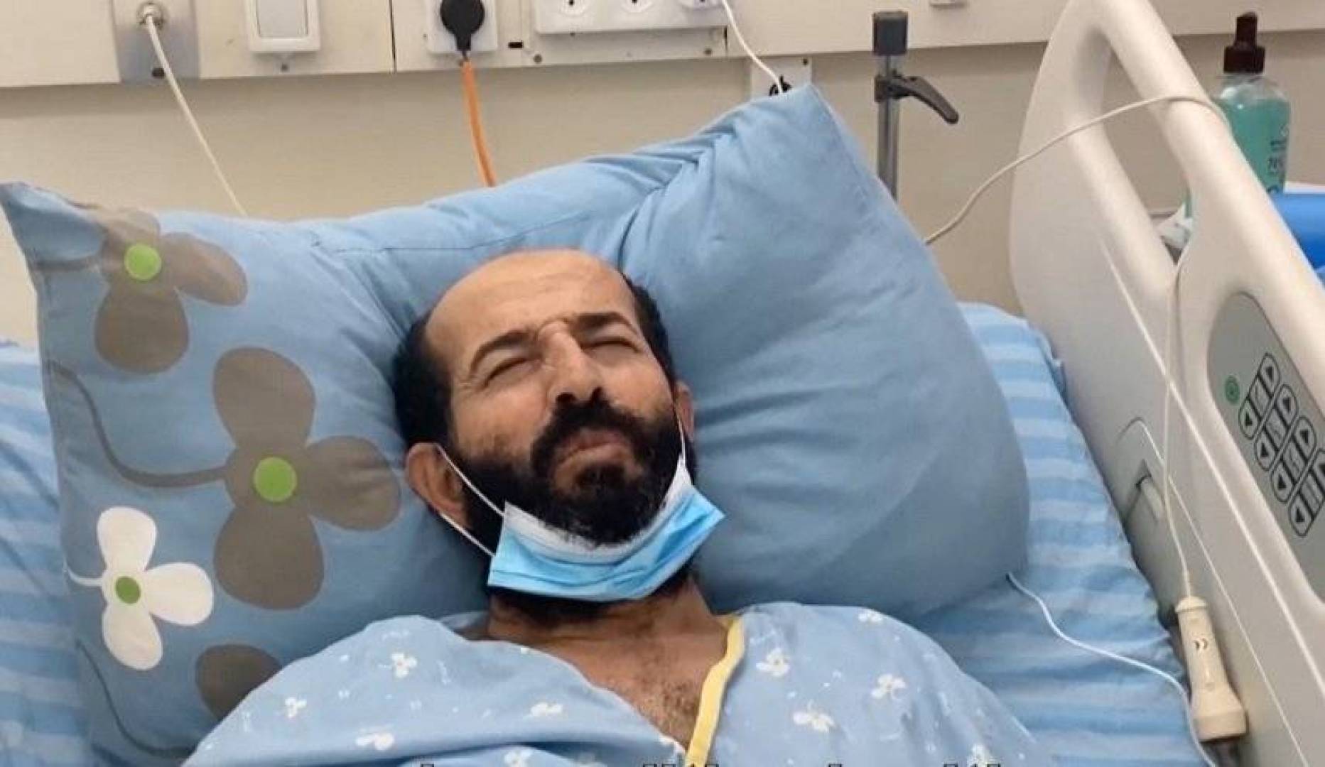 مطالب شعبية بتدخل اللجان الدولية أن تحمل مسؤوليتها تجاه الأسير ماهر الأخرس