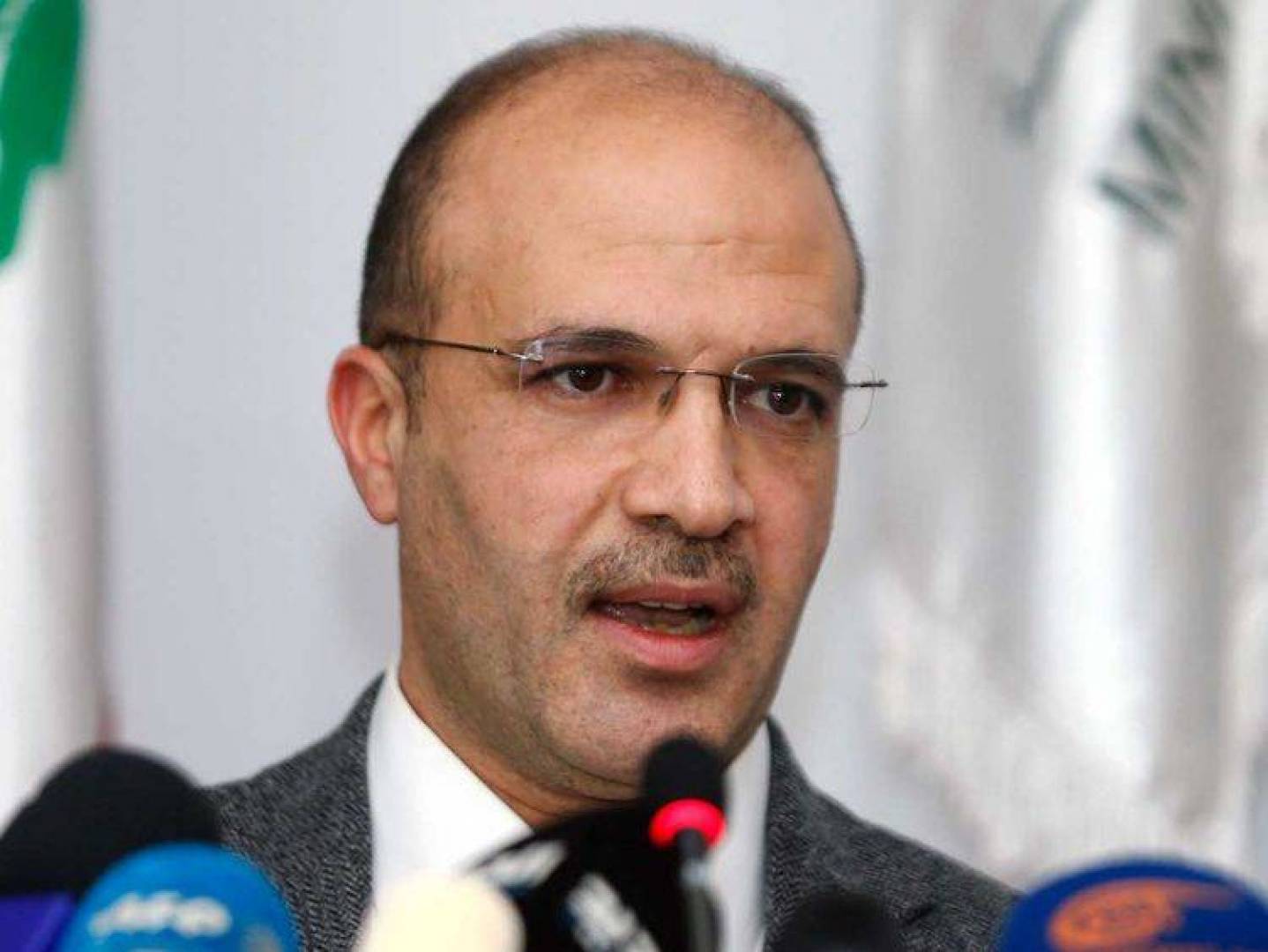 حمد حسن: المستشفيات الخاصة ملزمة باستقبال مرضى كورونا