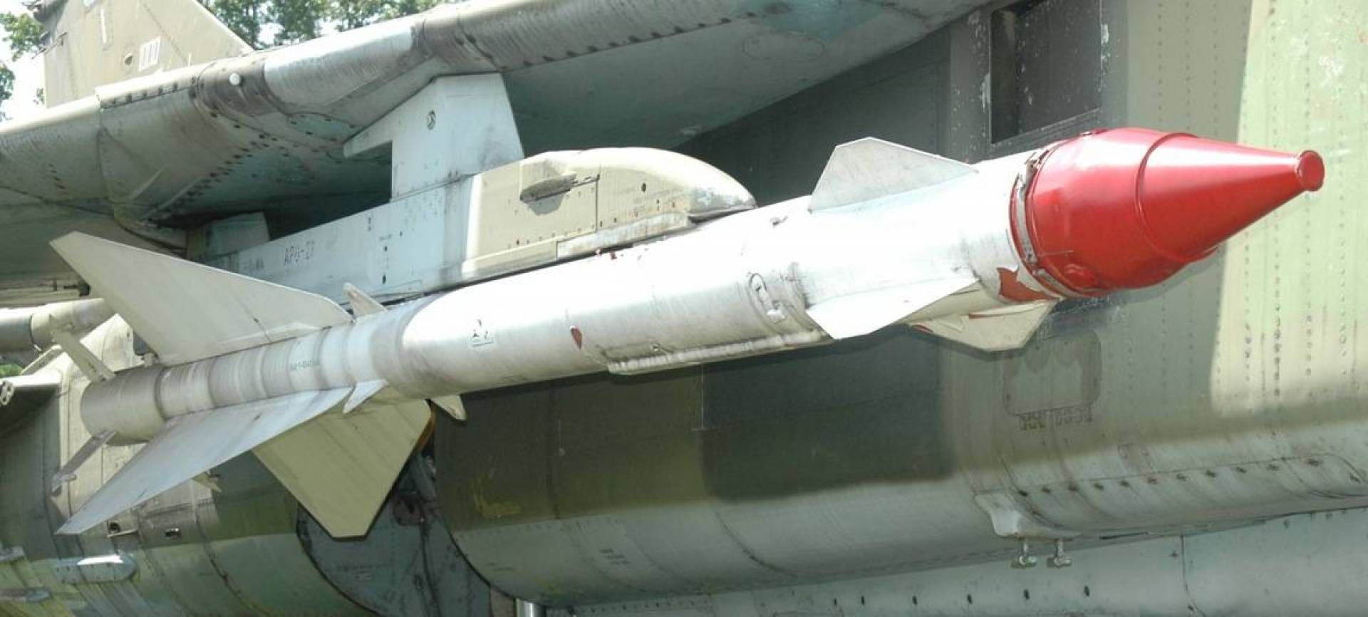Р-23 ракета «воздух-воздух»