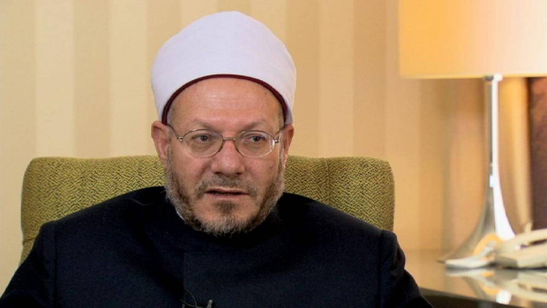 مفتي الديار المصرية يشبه عيد الحب بعيد المولد النبوي 