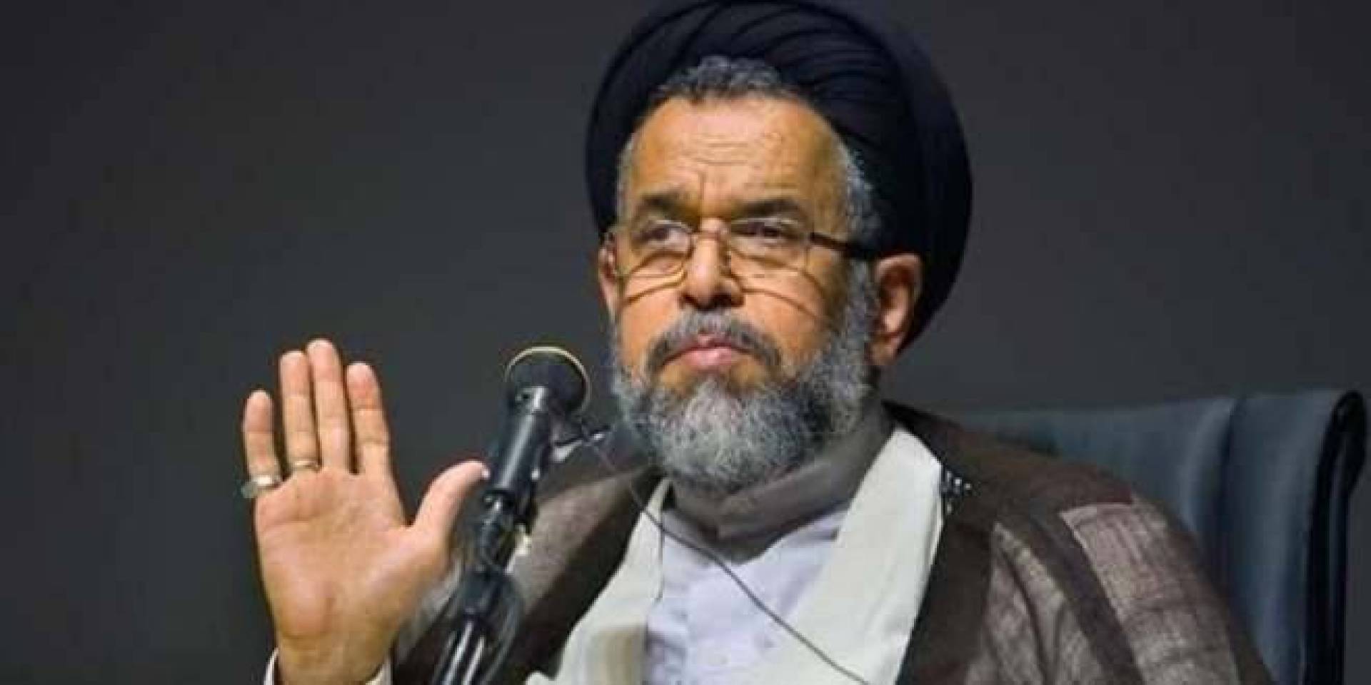 أمريكا تفرض حزمة عقوبات جديدة ضد قطاعات النفط والتعدين الإيرانية