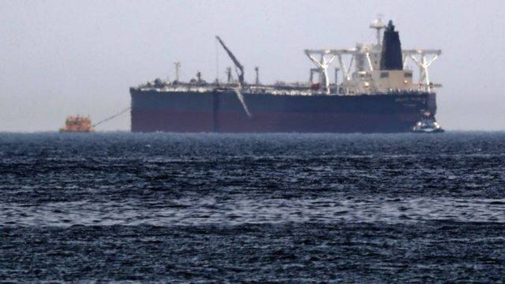 فرنسا تدين الاعتداء على ناقلة النفط في ميناء جدة السعودي 