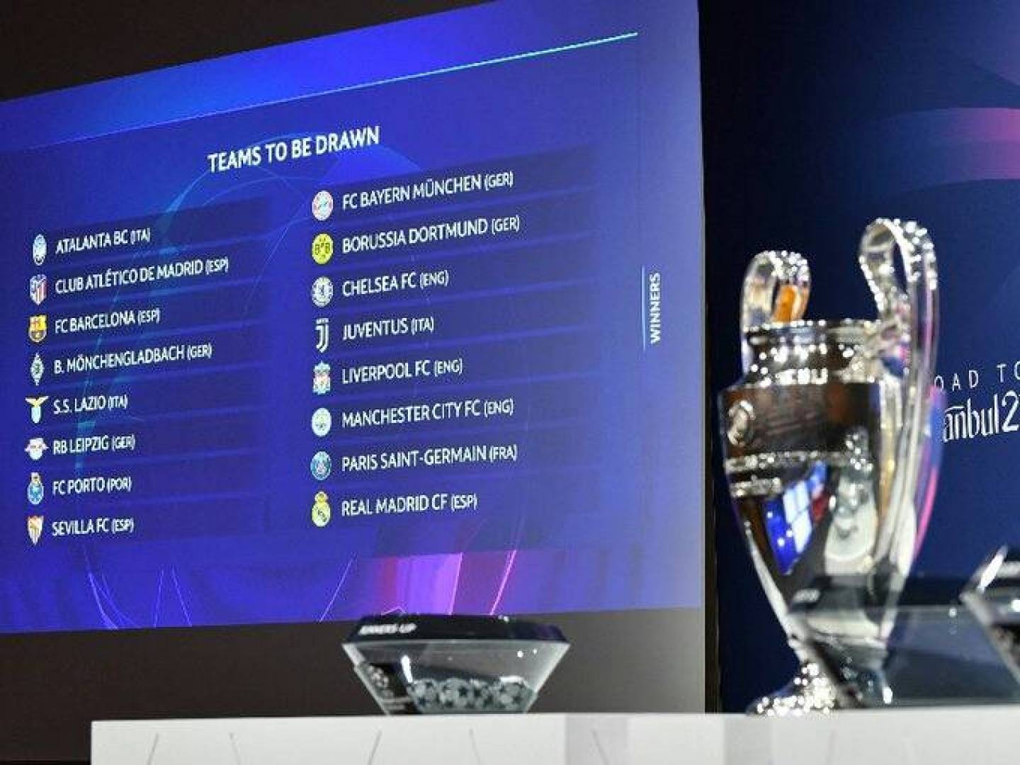 برشلونة بمواجهة نارية مع باريس سان جيرمان في الدور 16 من أبطال أوروبا 