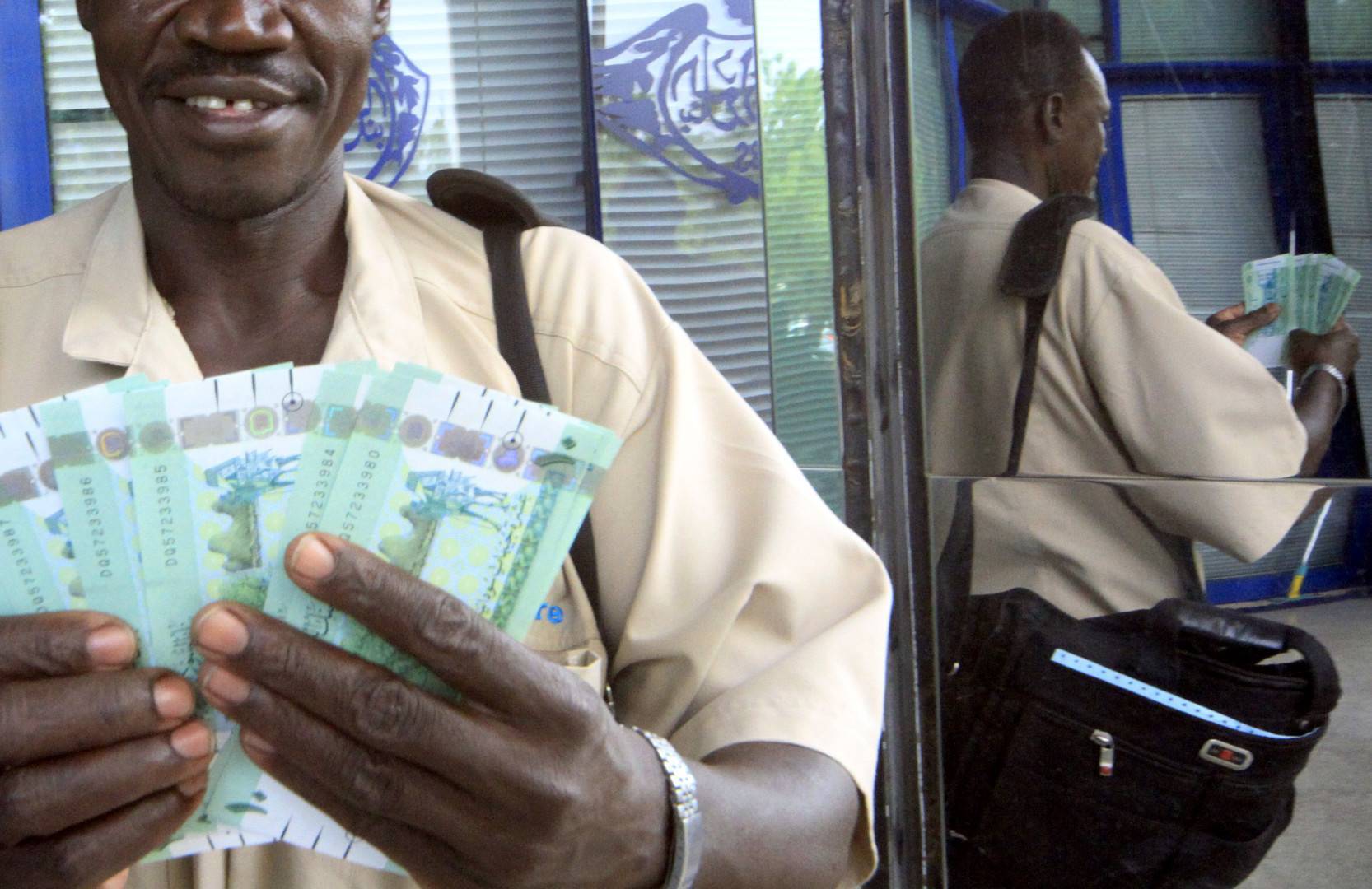 طالع الآن سعر الدولار في السودان اليوم السبت 12-12-2020 اسعار الدولار في السودان السوق السوداء