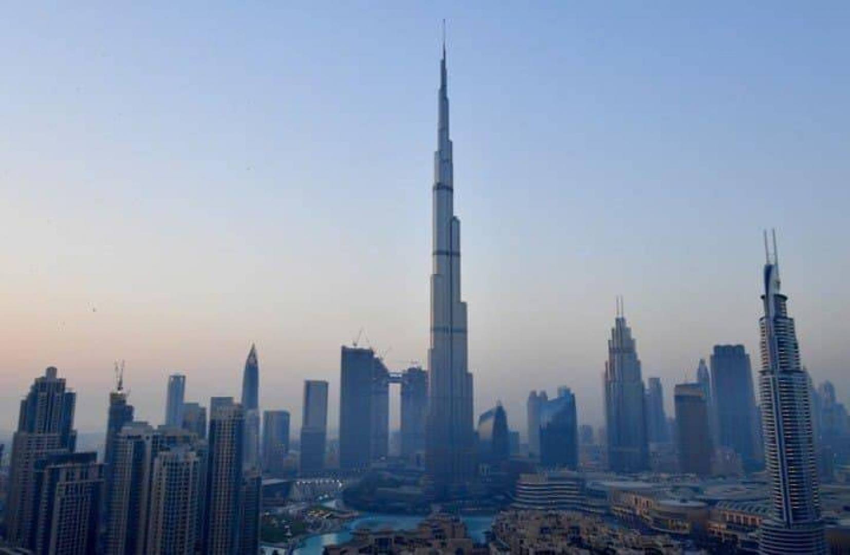 قناة كان الإسرائيلية: الإمارات توقع مذكرات تفاهم مع شركات إسرائيلية تعمل داخل المستوطنات لاستيراد منتجات غذائية منها الخمور والعسل وزيت الزيتون.