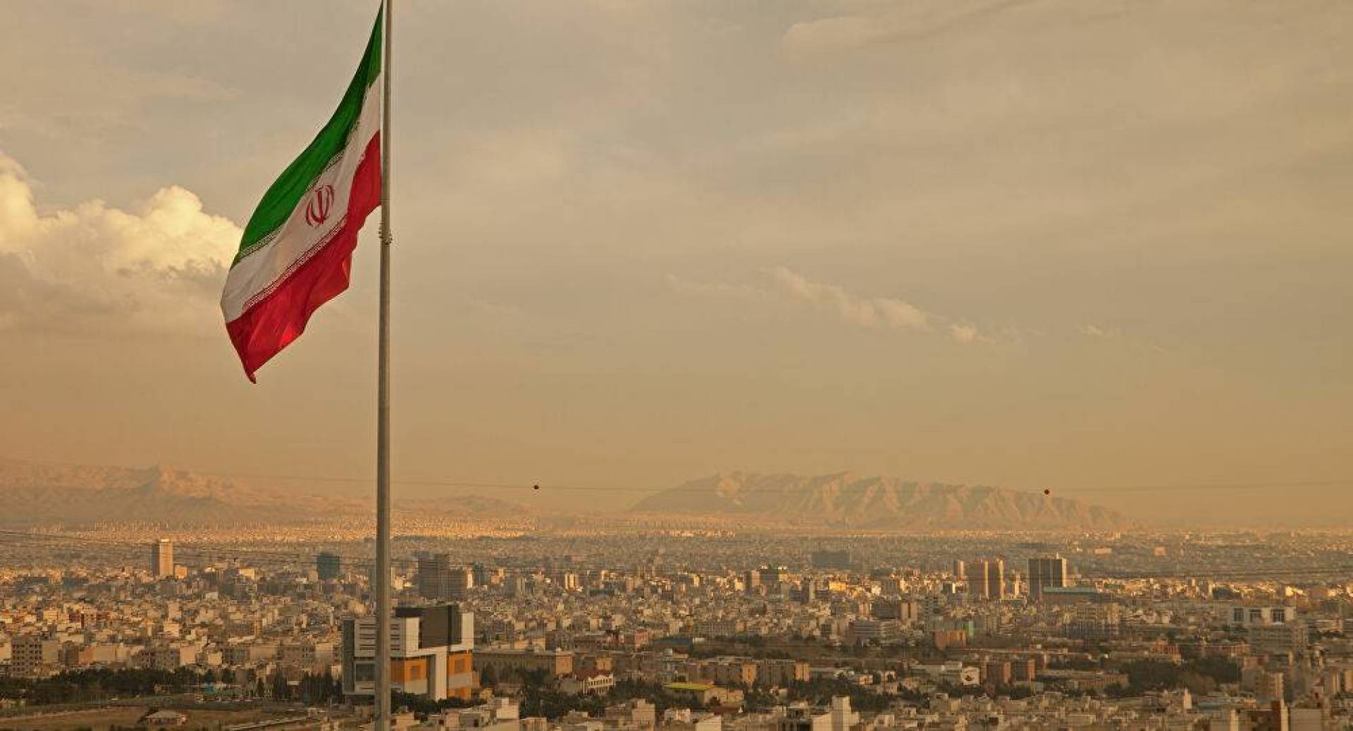 طهران تجدد التزامها ببنود الاتفاق النووي الإيراني