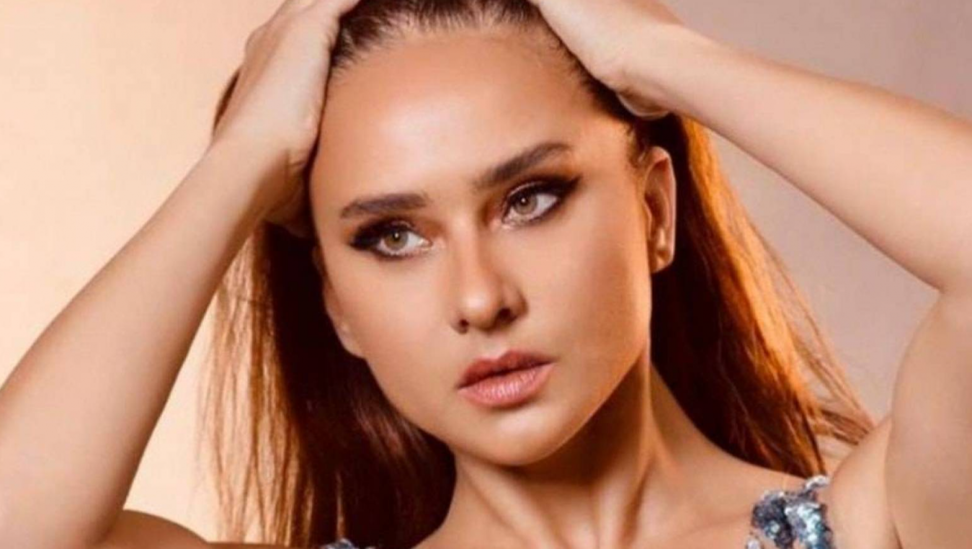 والدة نيللي كريم حديث المتابعين
