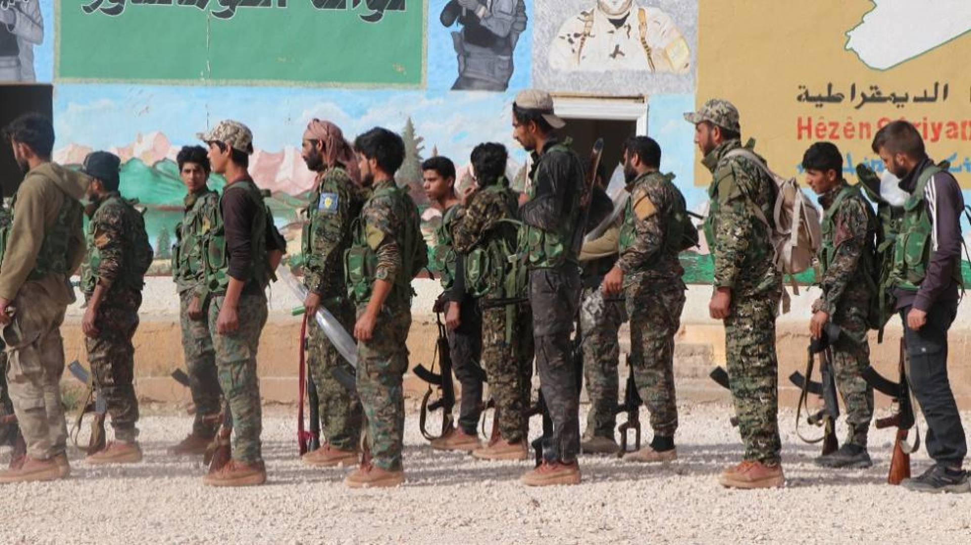 حقيقة الاتفاق بين قسد وروسيا في عين عيسى