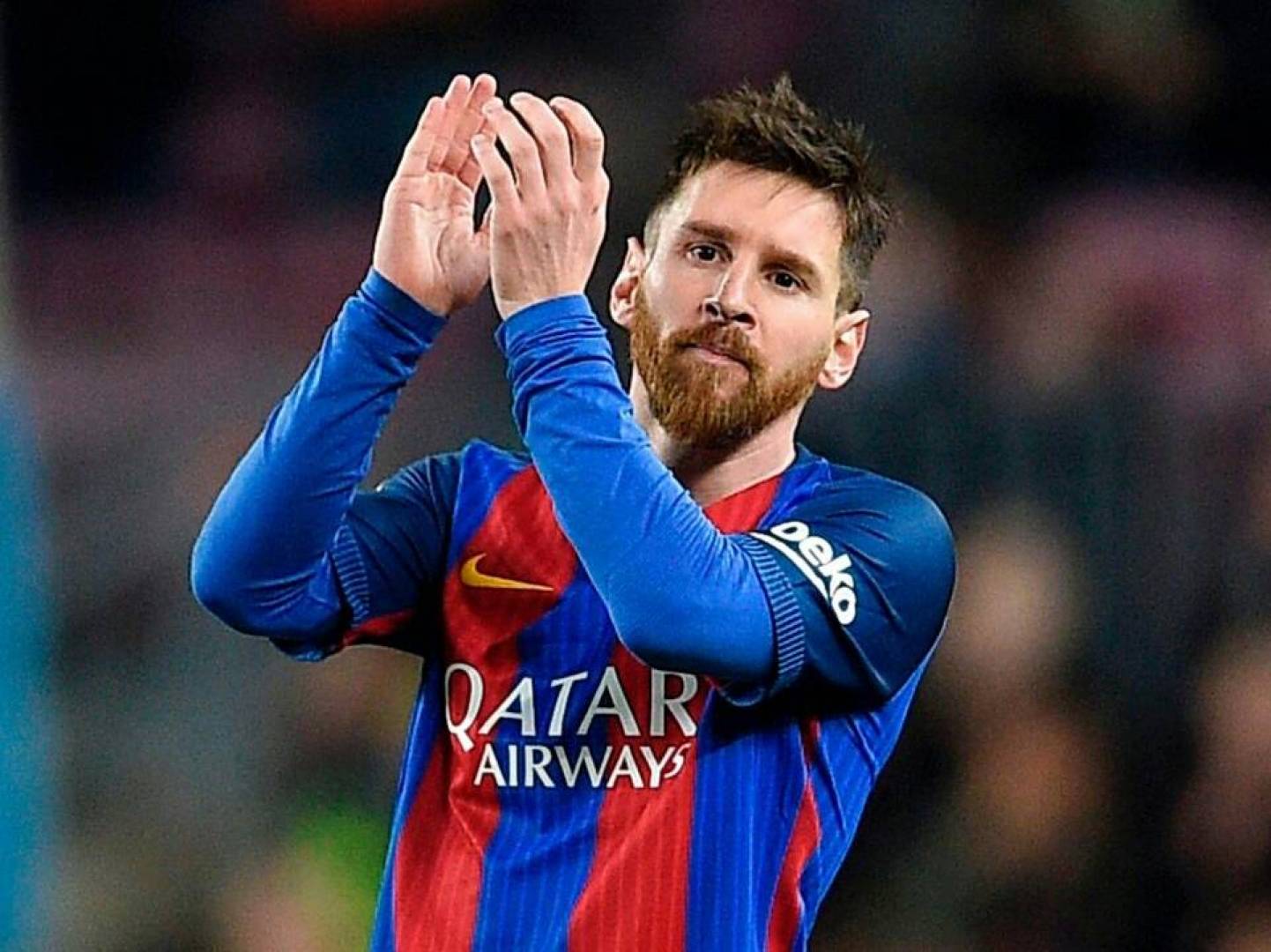 ميسي يتغزل بكريستيانو وفيدرير ويقول برشلونة هي حياتي
