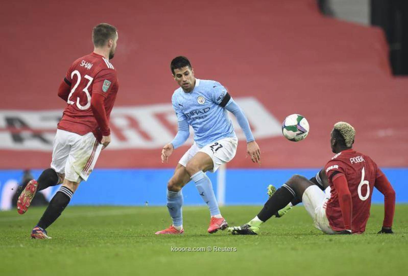 مانشستر يونايتد يخسر ويودع كأس رابطة المحترفين الإنجليزية .. فيديو 