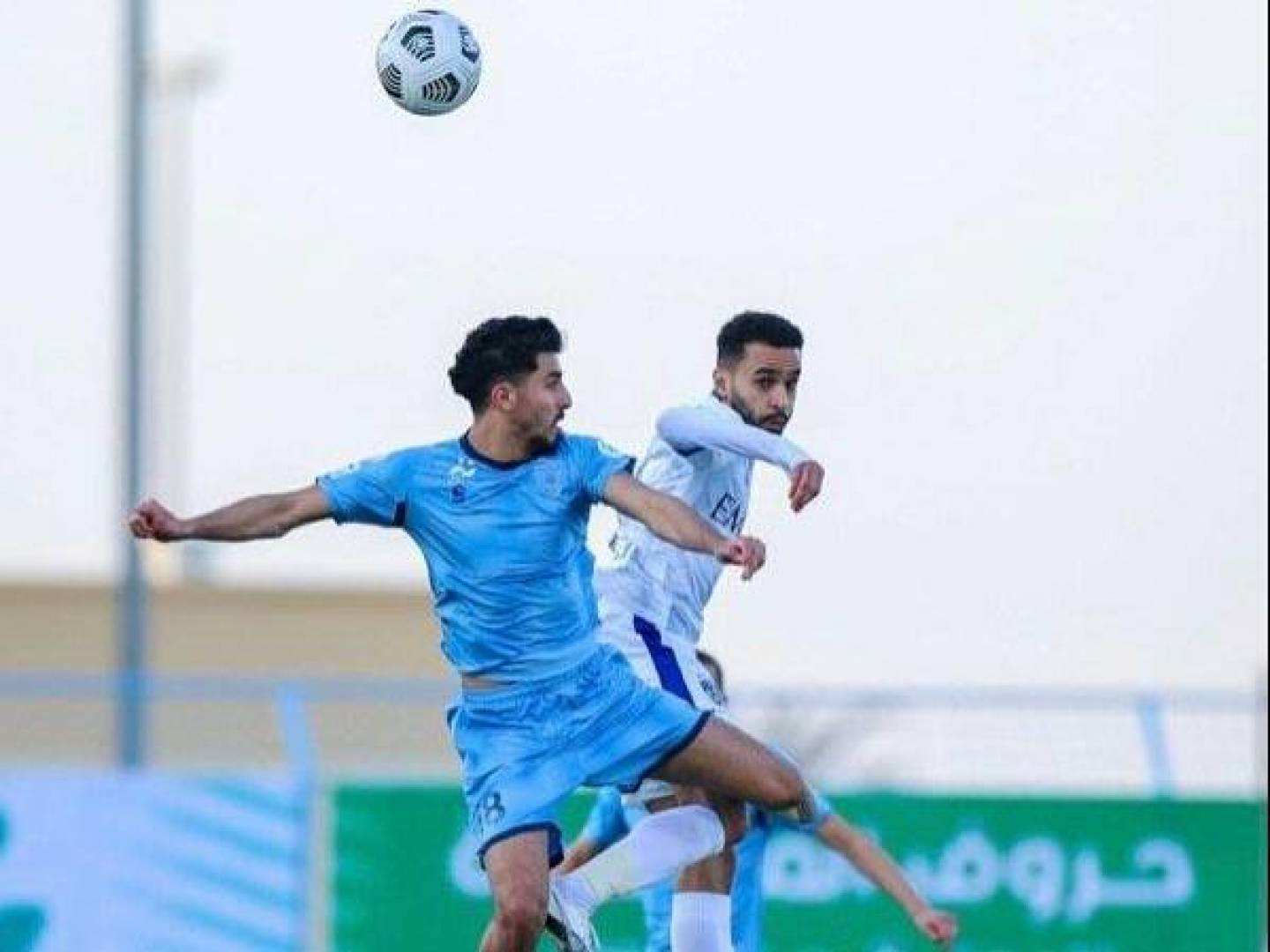 الباطن يحقق التعادل مع المتصدر الهلال في الدوري السعودي للمحترفين 