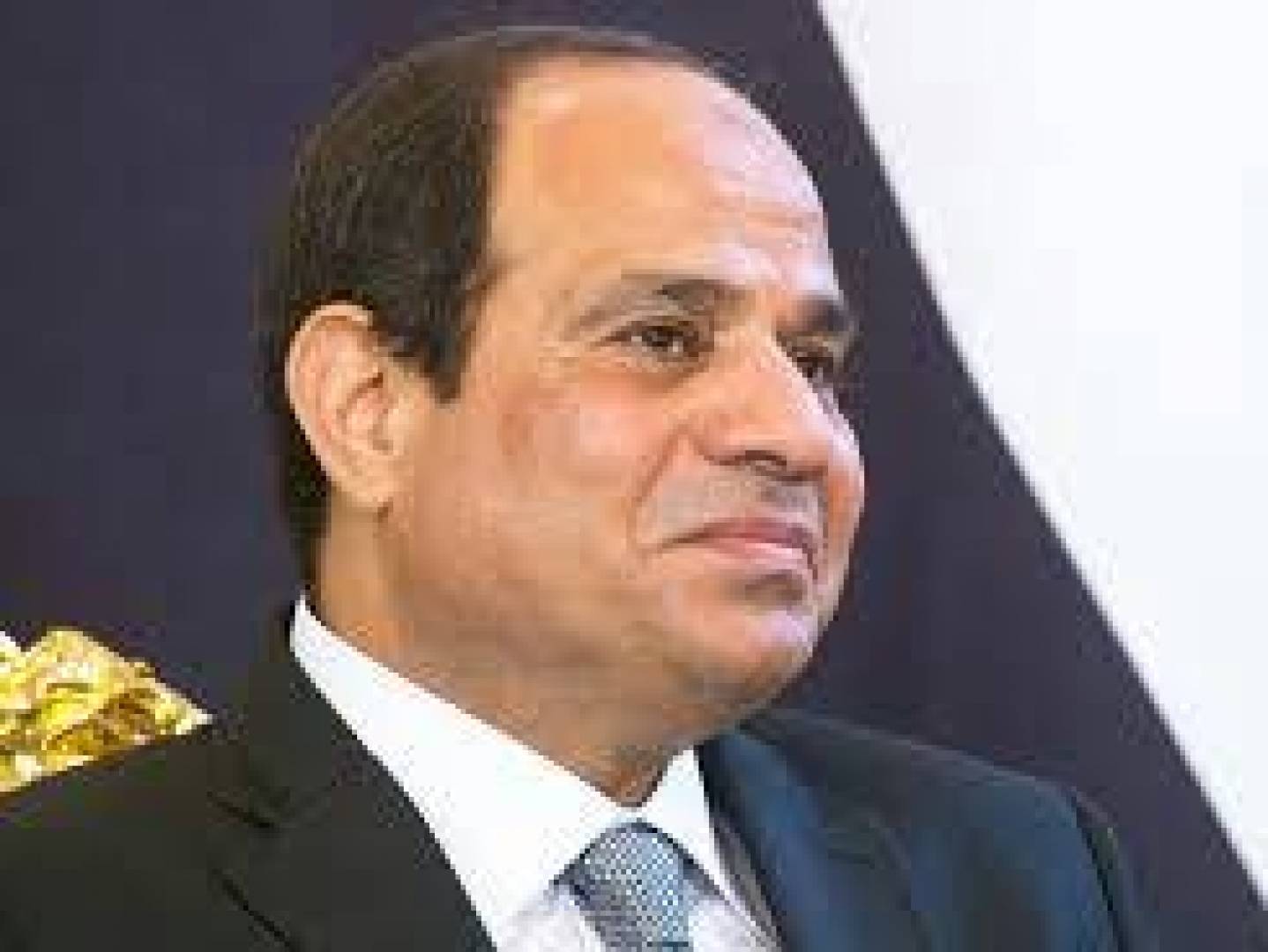 تهنئة خاصة من الرئيس المصري عبد الفتاح السيسي  لنادي الأهلي المصري 