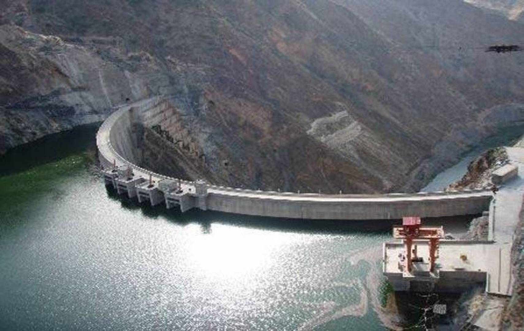 وزير الري الأثيوبي: لن نسمح بزج أثيوبيا باتفاقيات استعمارية غير عادلة وغير مقبولة