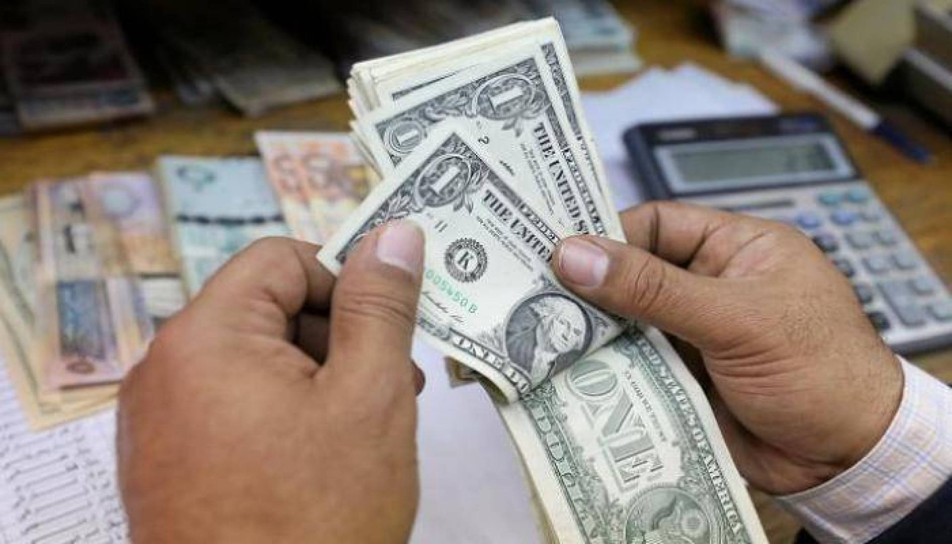 إليكم مبيع وشراء سعر الدولار في لبنان اليوم 02-02-2021  بالسوق السوداء 