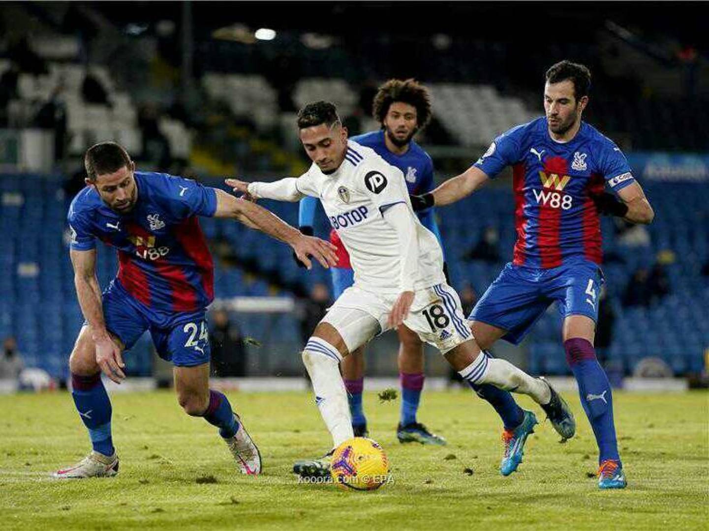 بالفيديو ليدز يونايتد يفوز على كريستال بالاس في الدوري الإنجليزي الممتاز 