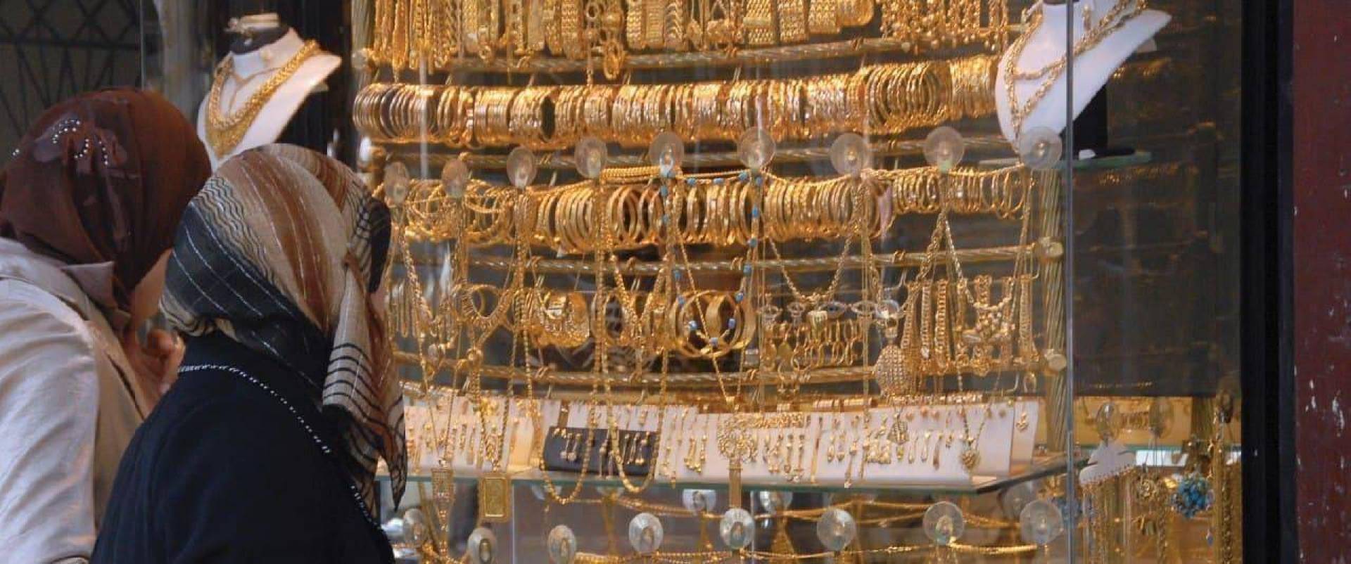 طالع الأن سعر الذهب في اليمن اليوم 11-02-2021  وسعر جرام الذهب في محلات الذهب 