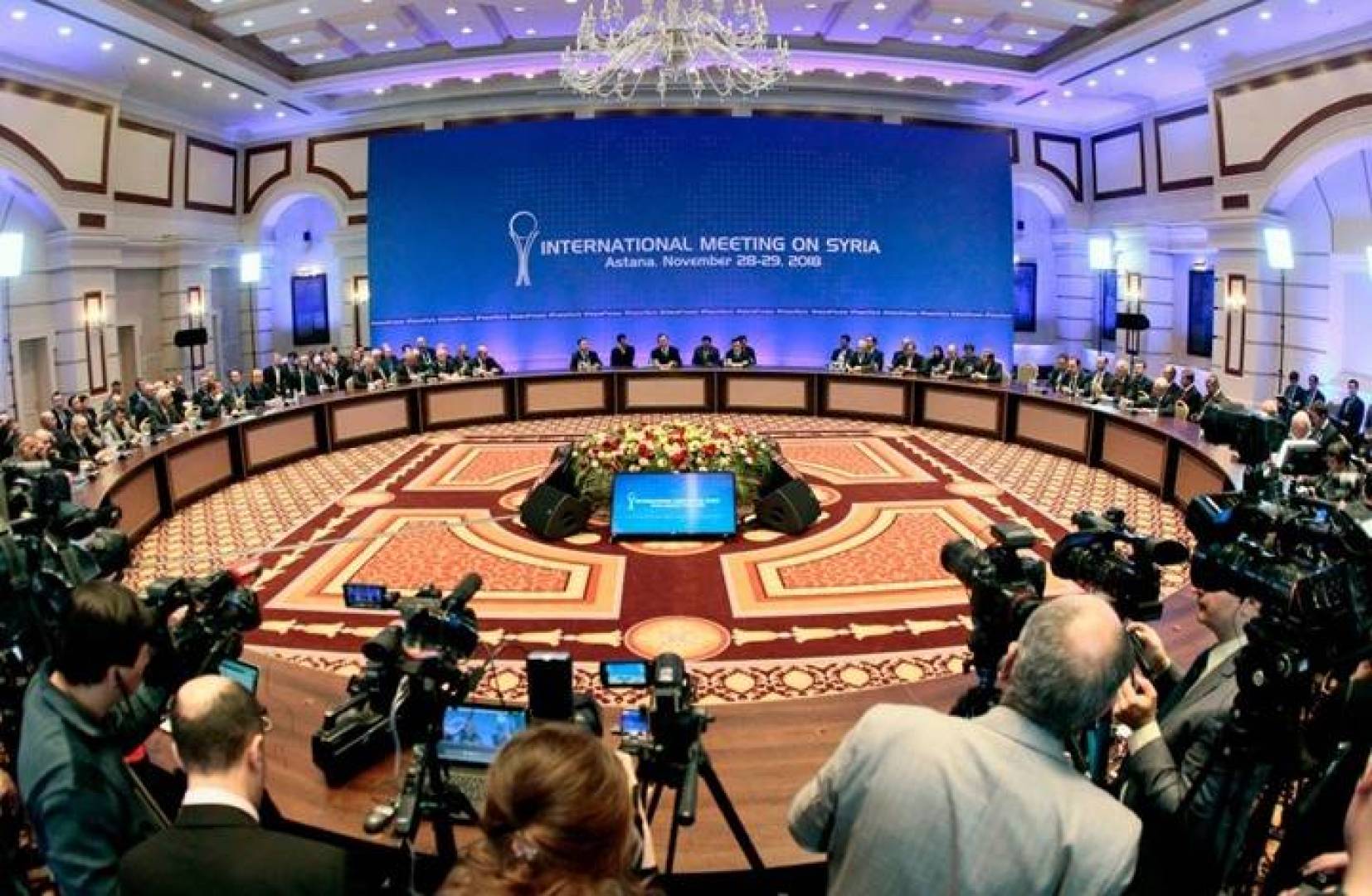 بدء أعمال اللقاء الدولي الخامس عشر ضمن صيغة أستانا حول سوريا في سوتشي 