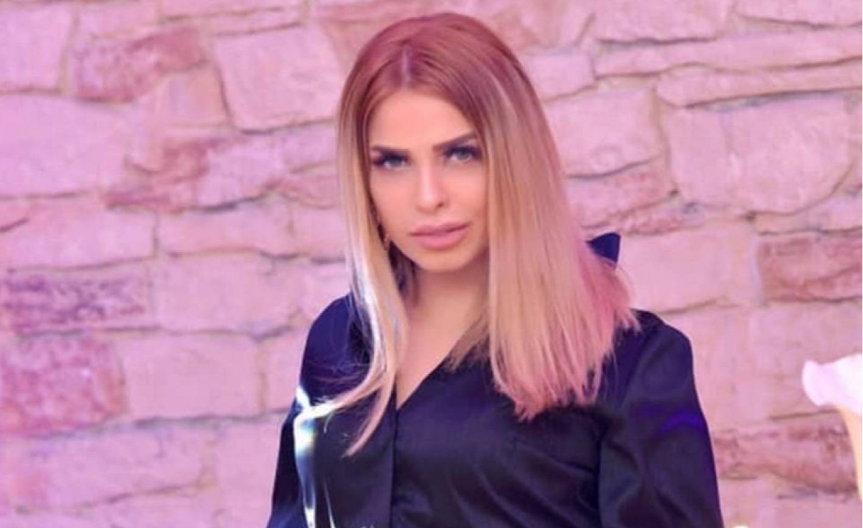 رقص الشيخ عبد الفتاح مورو مع الفنانة مريم بن مولاهم يثير الجدل في تونس