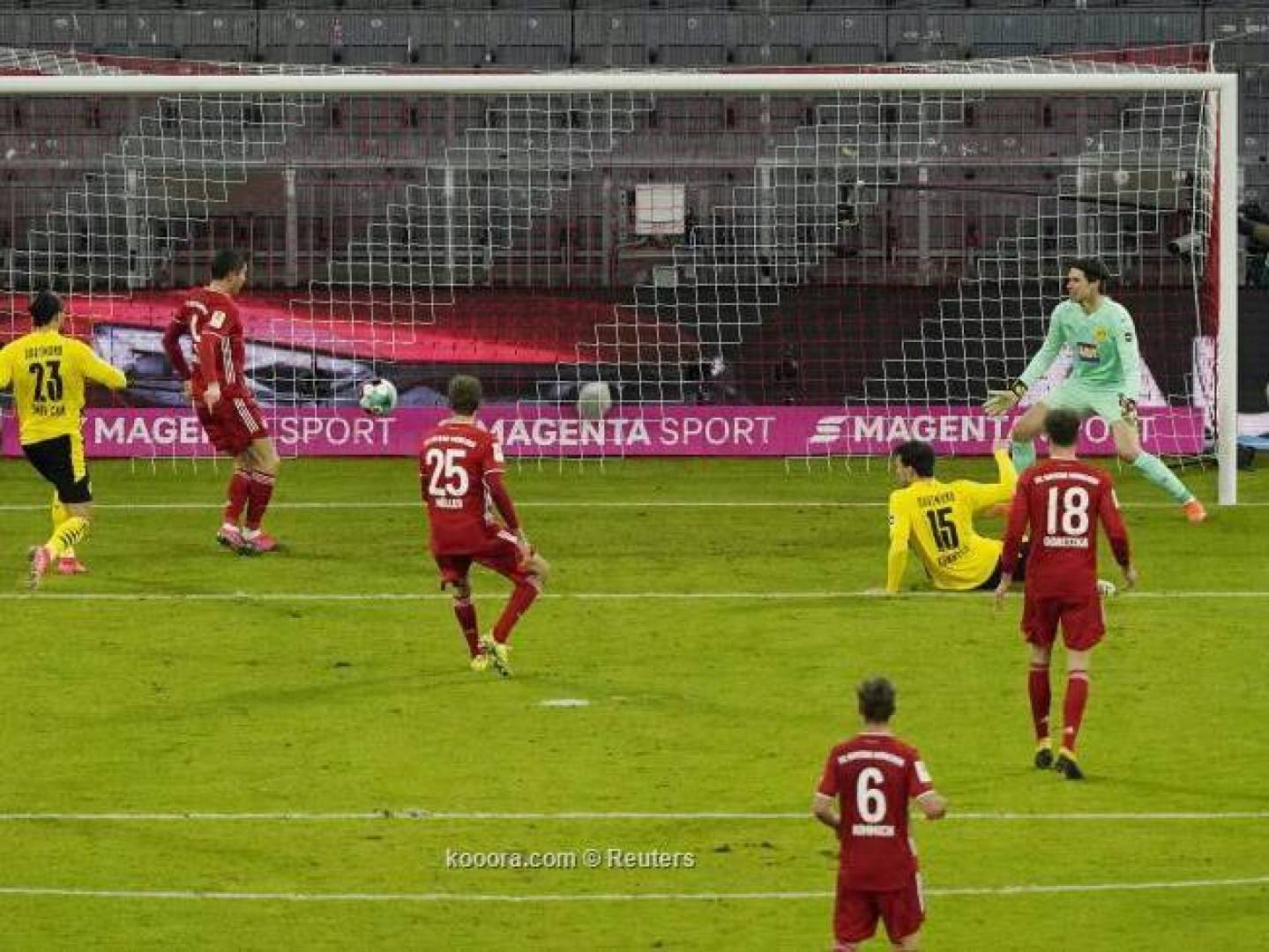 بالفيديو بايرن ميونخ يحقق فوز مثير على بوروسيا دورتموند 