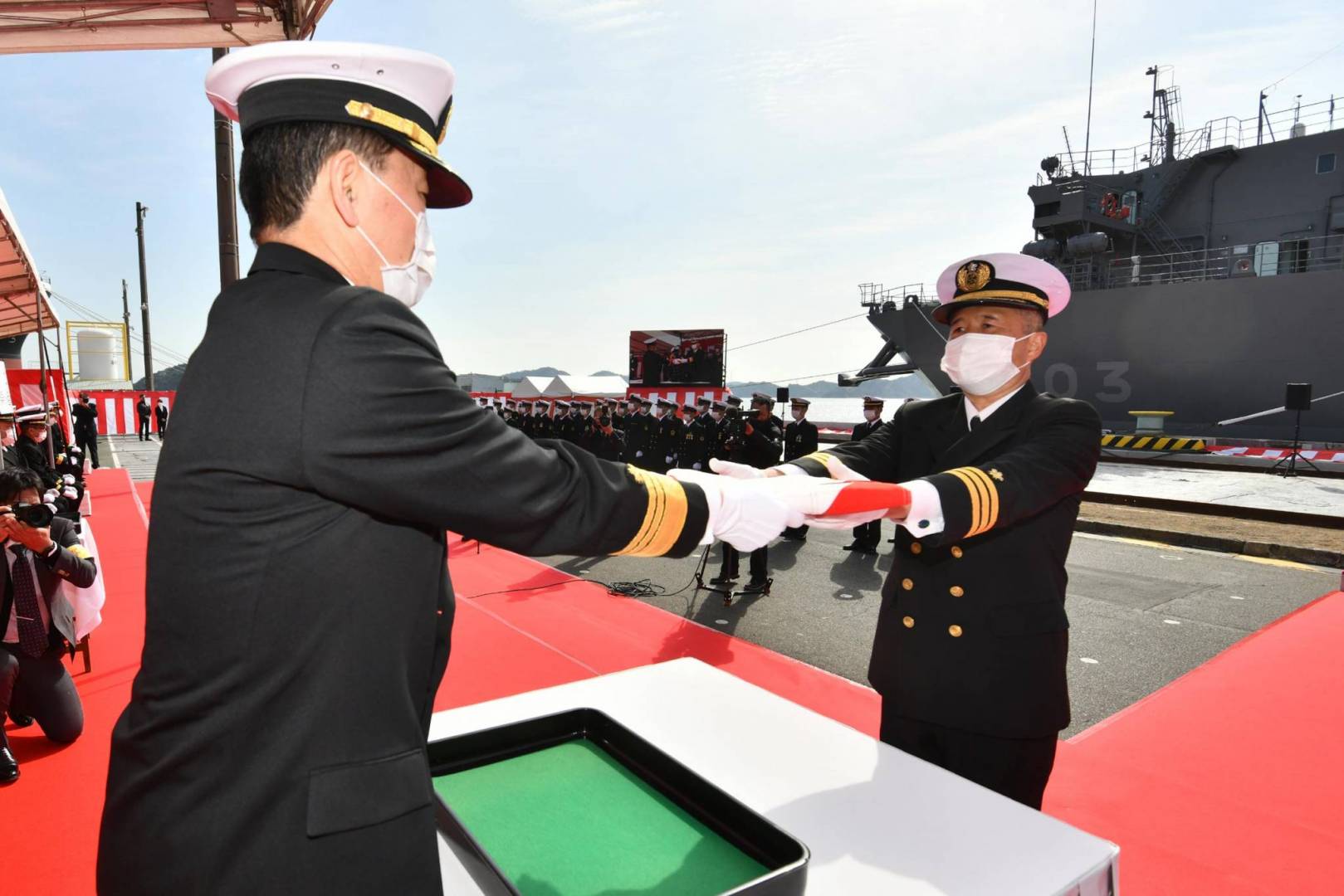 Naval news. Корабль Hibiki class. JMSDF. Японии глава. Ближнее Морское наблюдение на судне. На корабле наблюдения пе.