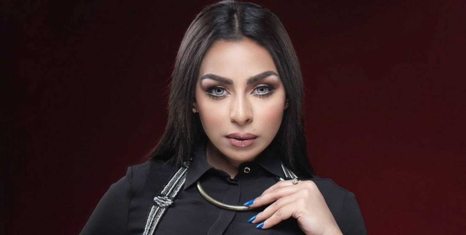 هند البلوشي تحتفل بـ إقرار الحظر الجزئي في الكويت بـ وصلة غناء وتصوير