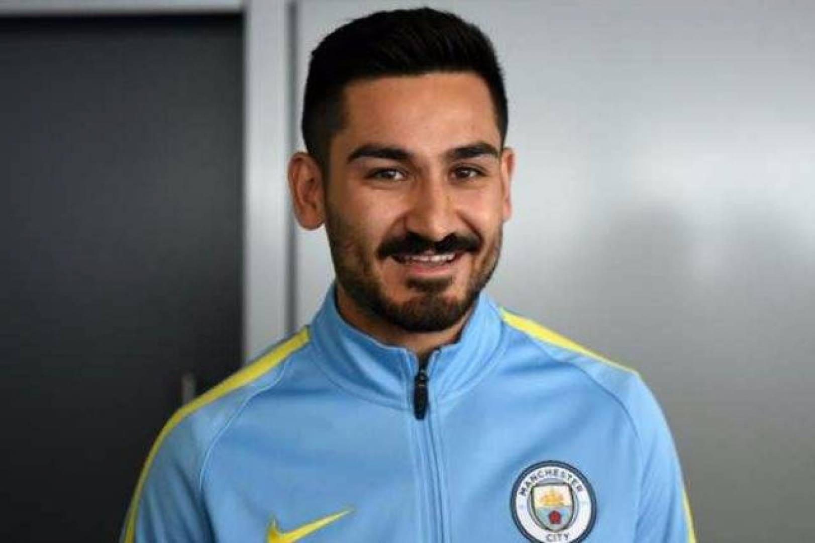 الألماني جاندوجان أفضل لاعب عن شهر فبراير في الدوري الإنجليزي 