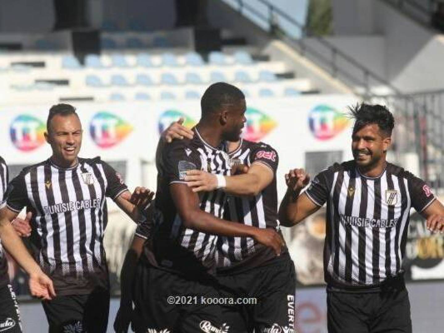 بالفيديو الصفاقسي يحقق فوزه الأول في كأس الكونفدرالية الإفريقية 
