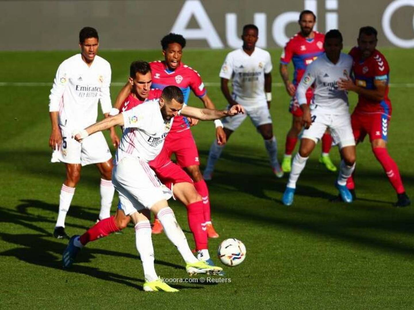 بالفيديو بنزيما يقود ريال مدريد لفوز قاتل على إلتشي