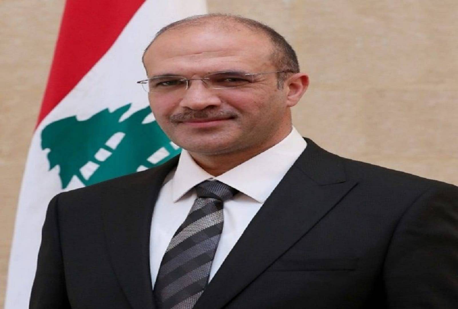 حمد حسن: موضوع لقاحات