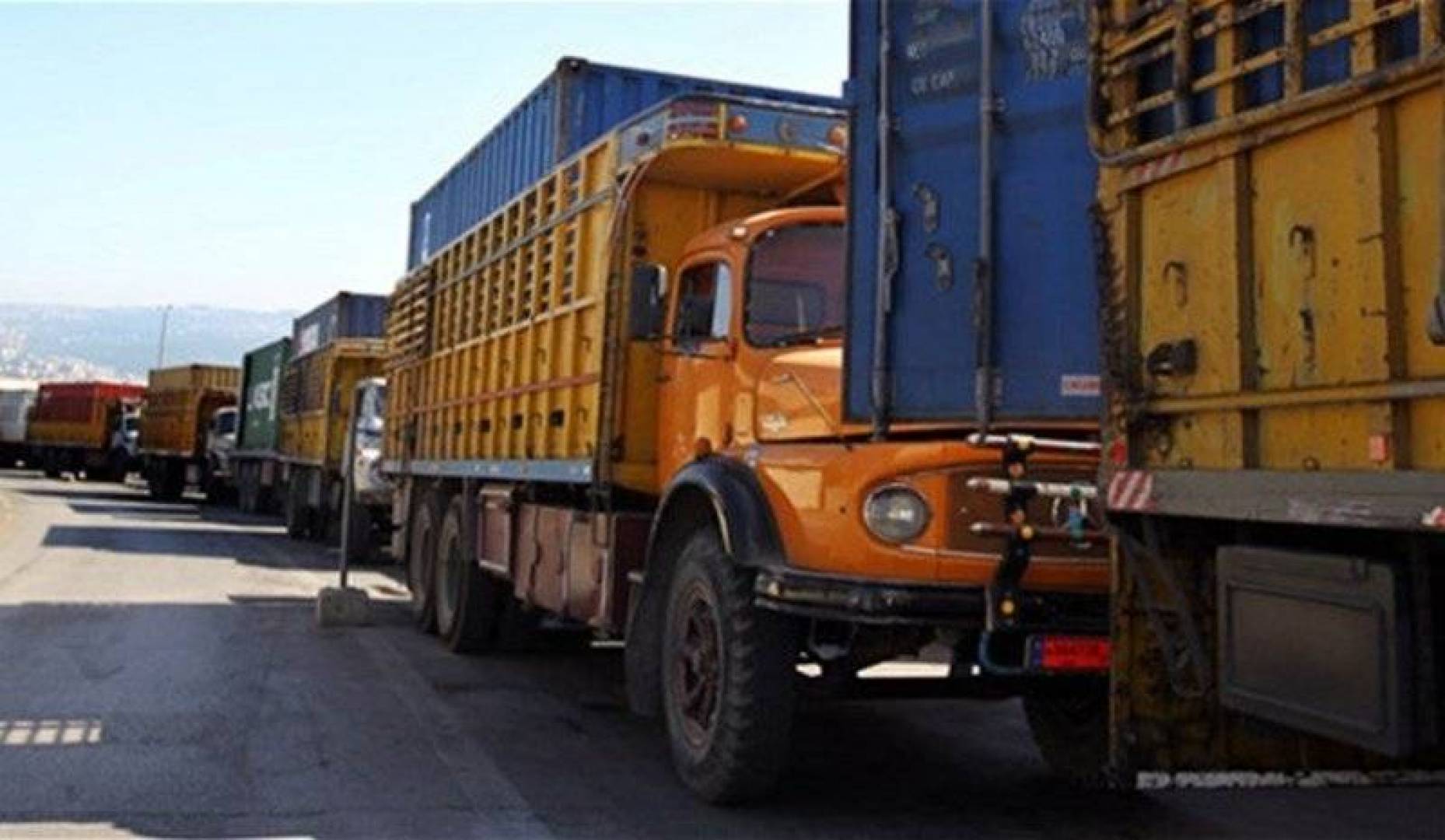 تحديد أوقات سير الشاحنات والصهاريج في محافظتي بيروت وجبل لبنان