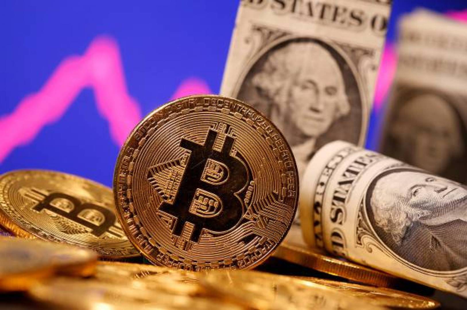 القيمة السوقية للبتكوين تتجاوز الـ 1 ترليون دولار من جديد