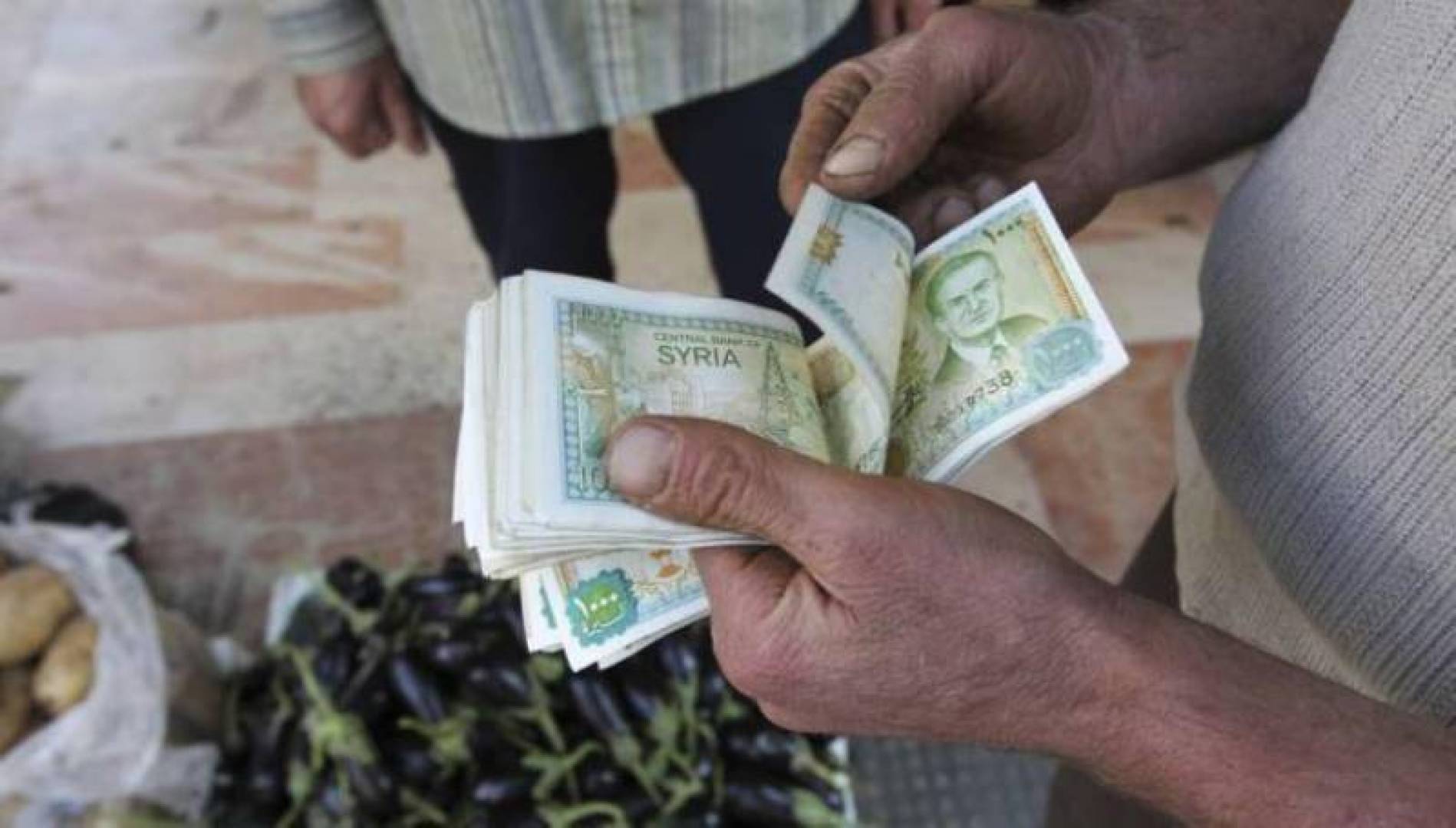 ارتفاع قياسي يسجله سعر الدولار في سوريا اليوم 18-03-2021 مقابل الليرة السورية 