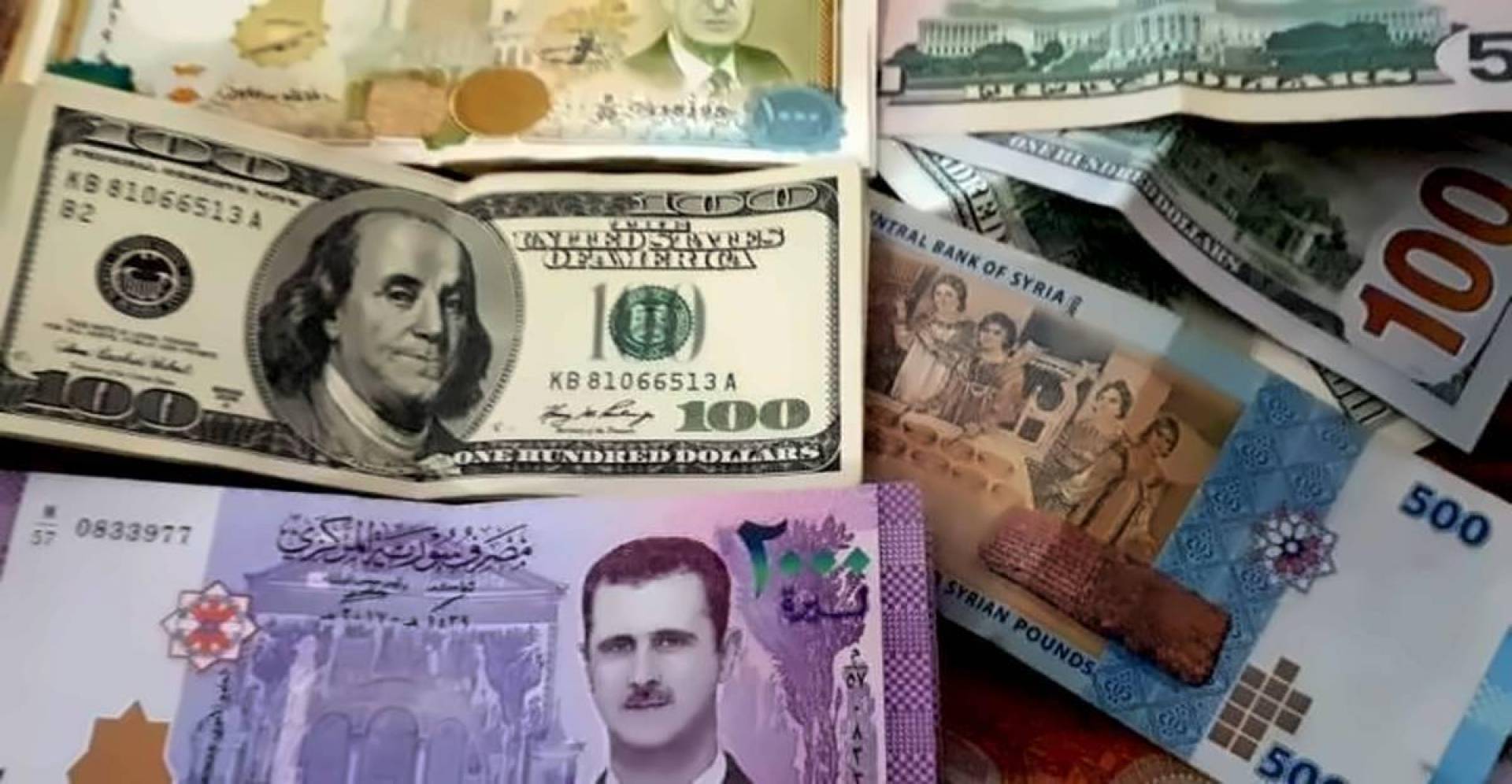 انخفاض موازي عند أقفال سعر الدولار في سوريا مساء اليوم 31 أذار