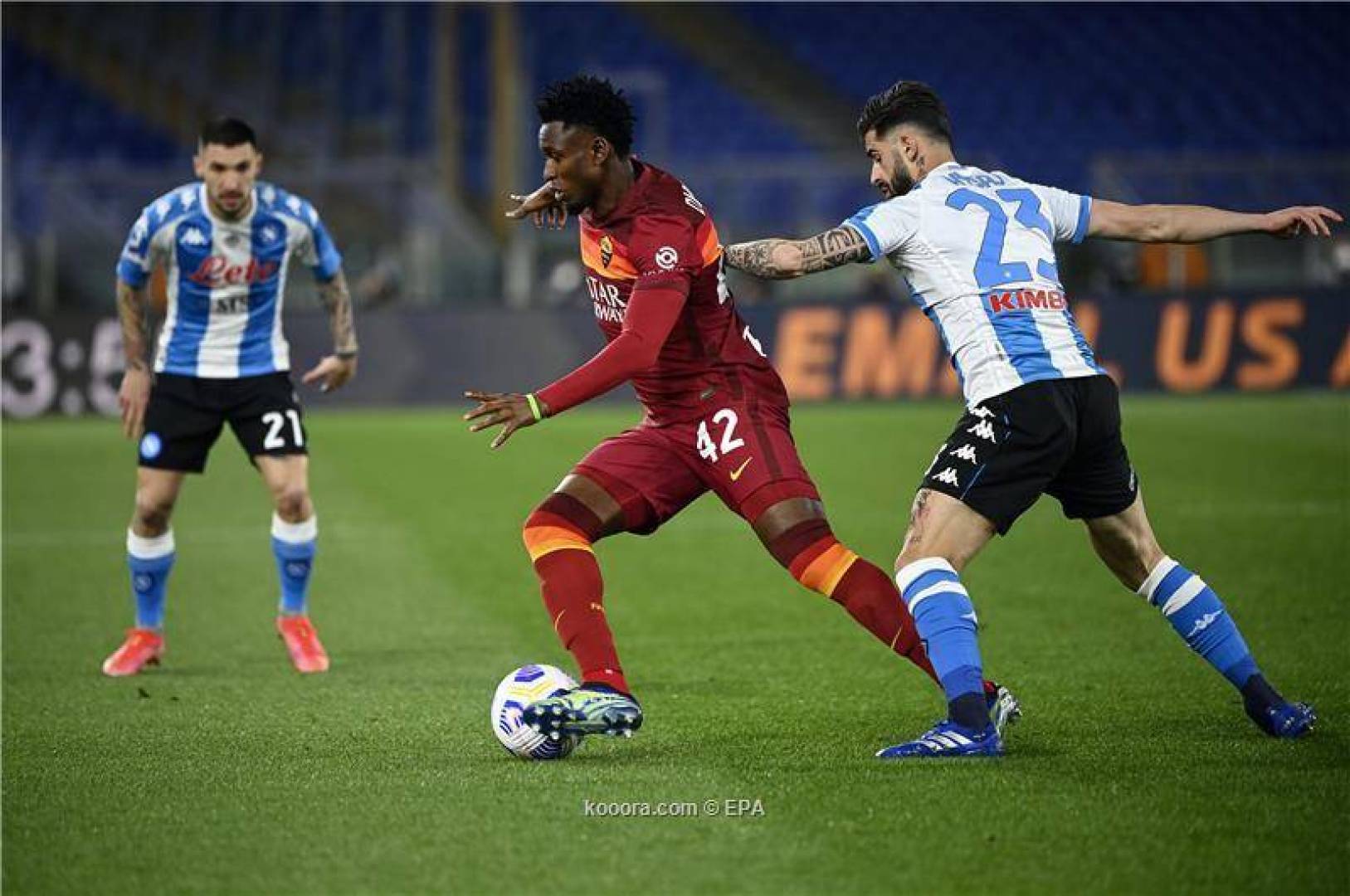 روما يسقط أمام ضيفه نابولي في الدوري الإيطالي .. فيديو  