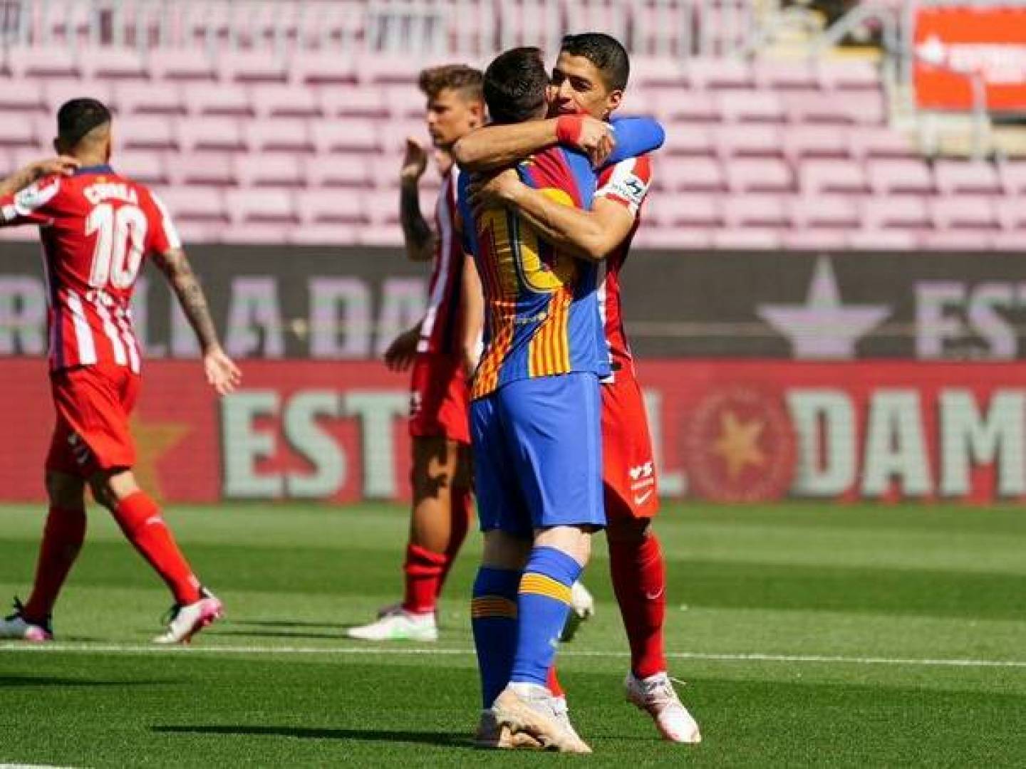 برشلونة يفشل في الفوز واقتناص الصدارة في الدوري الإسباني الممتاز..فيديو 