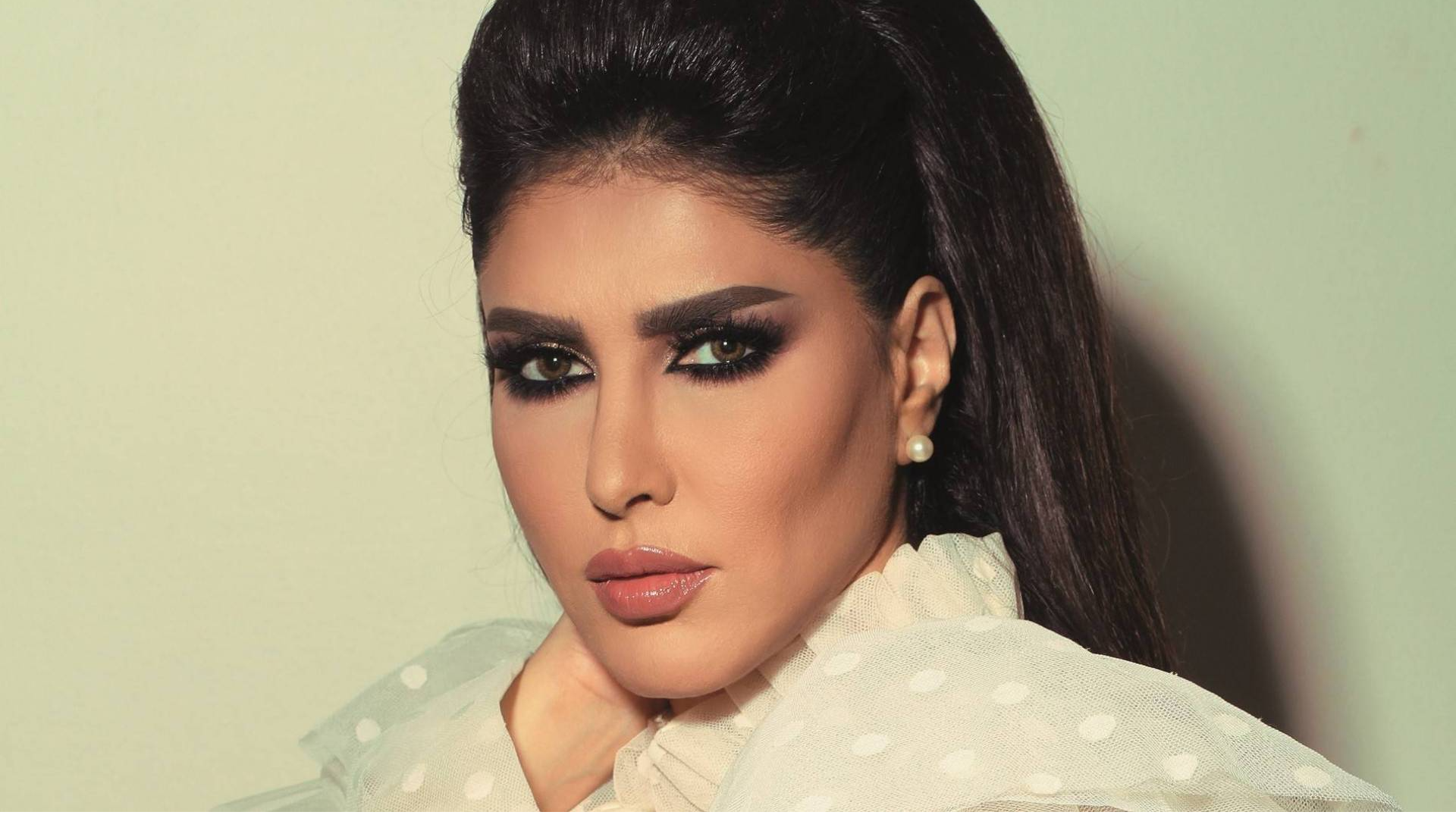 زهرة عرفات تكشف سر لقب نجمة البحرين الأولى